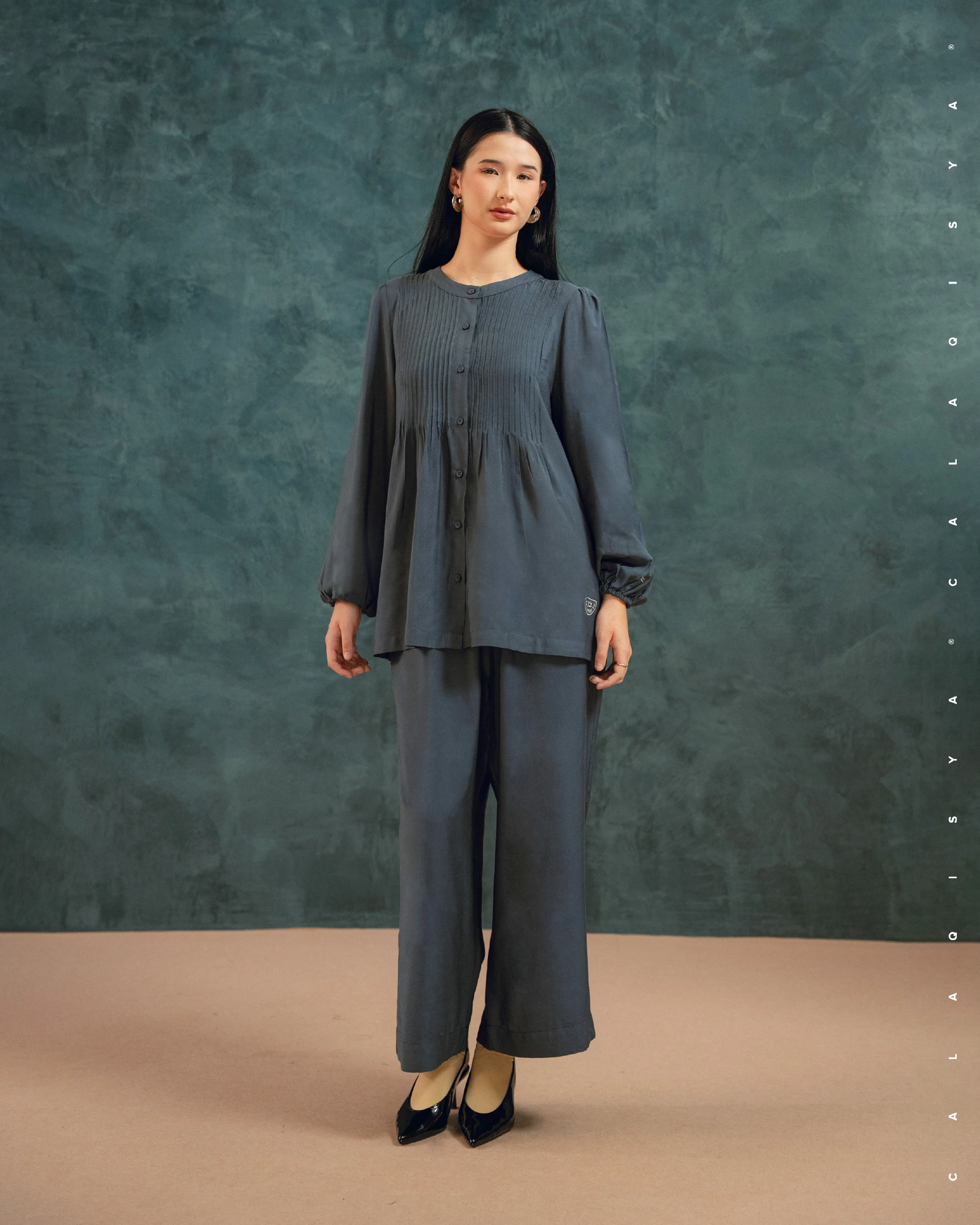 AKAAR PANTS IN ARCTIC SEAL - Image 2