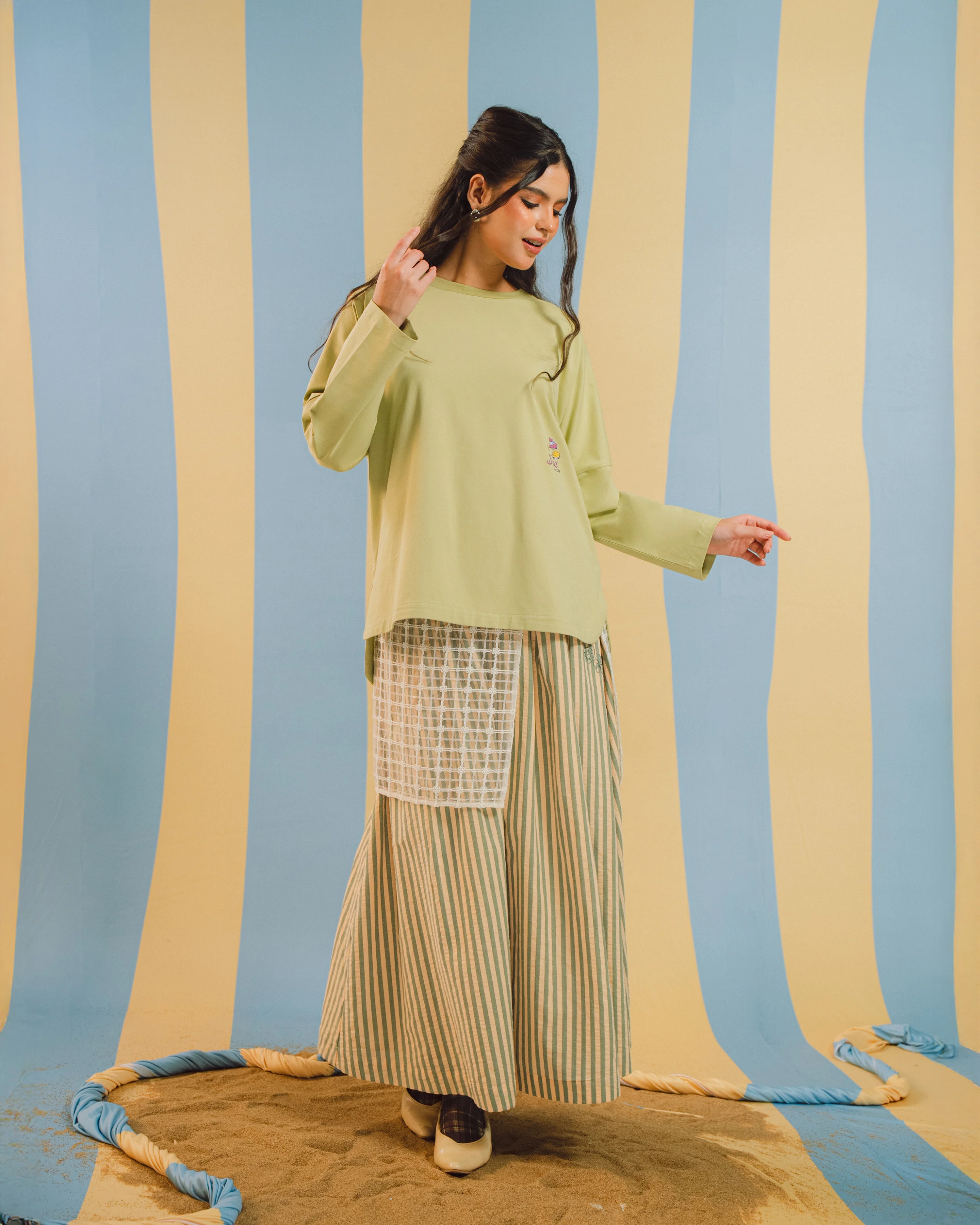 BAYU LAYAR SKIRT IN AS09 - Image 3