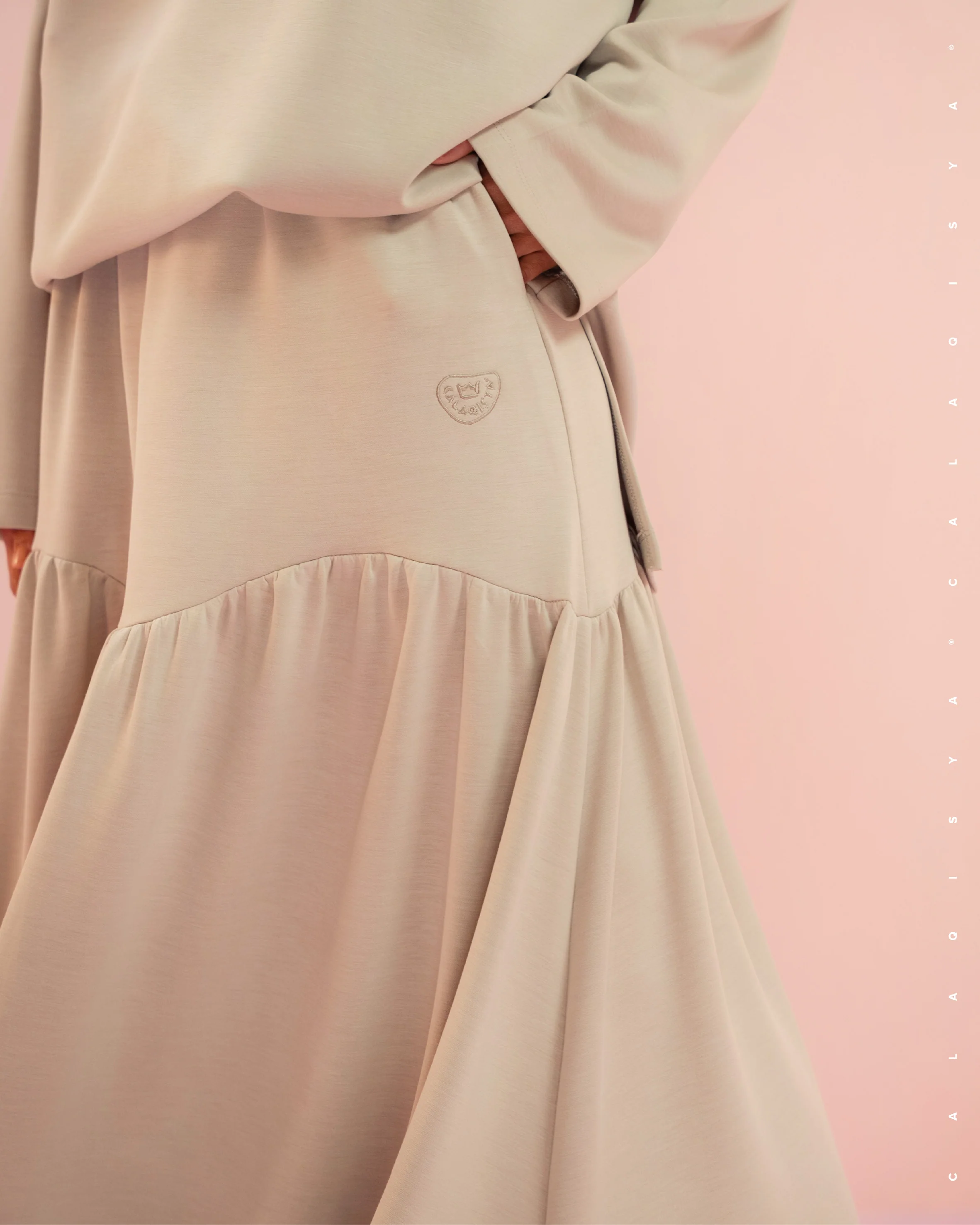 CAILY RUSH SKIRT IN BLEACHED SAND - Image 3