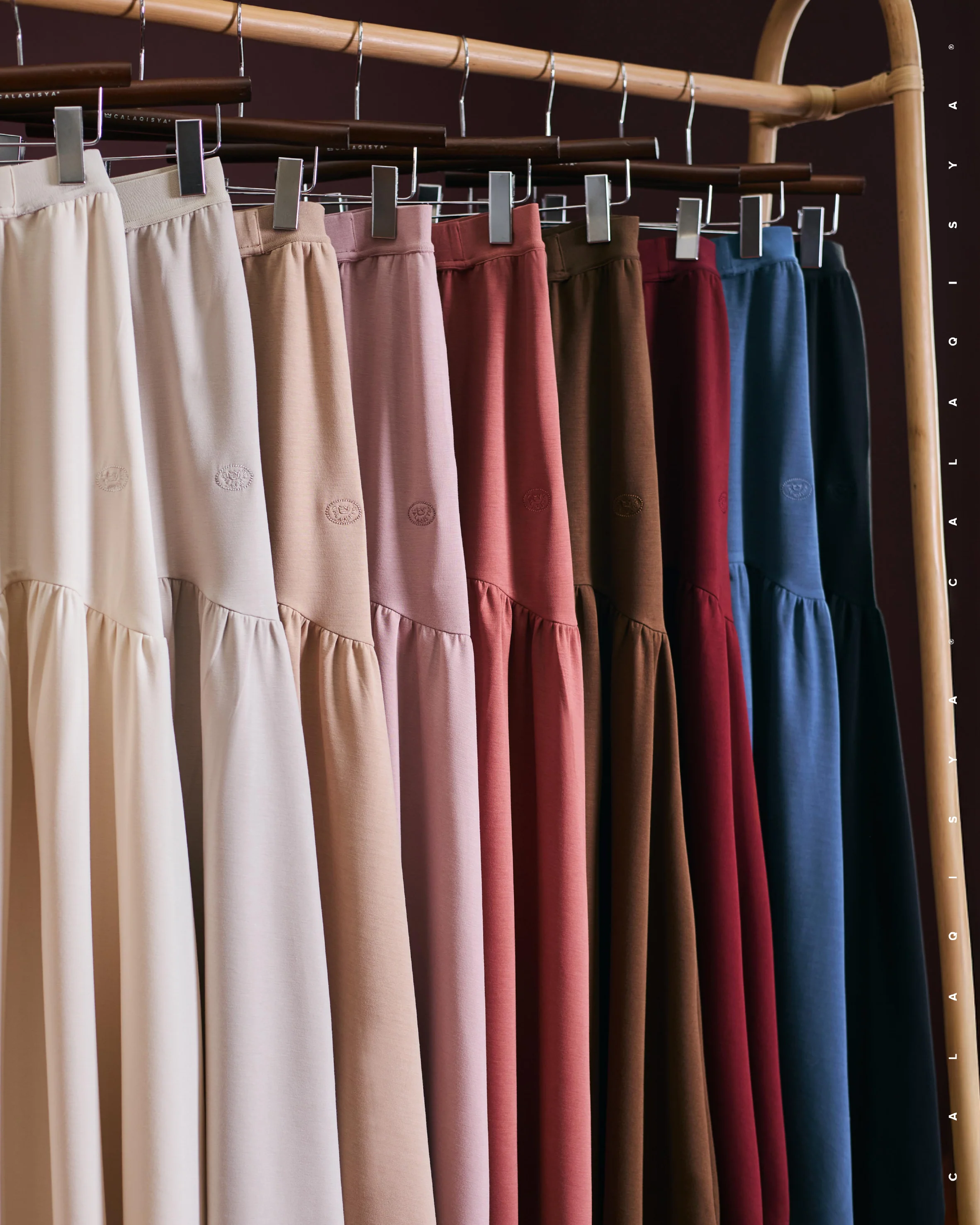 CAILY RUSH SKIRT IN MINERAL RED - Image 4