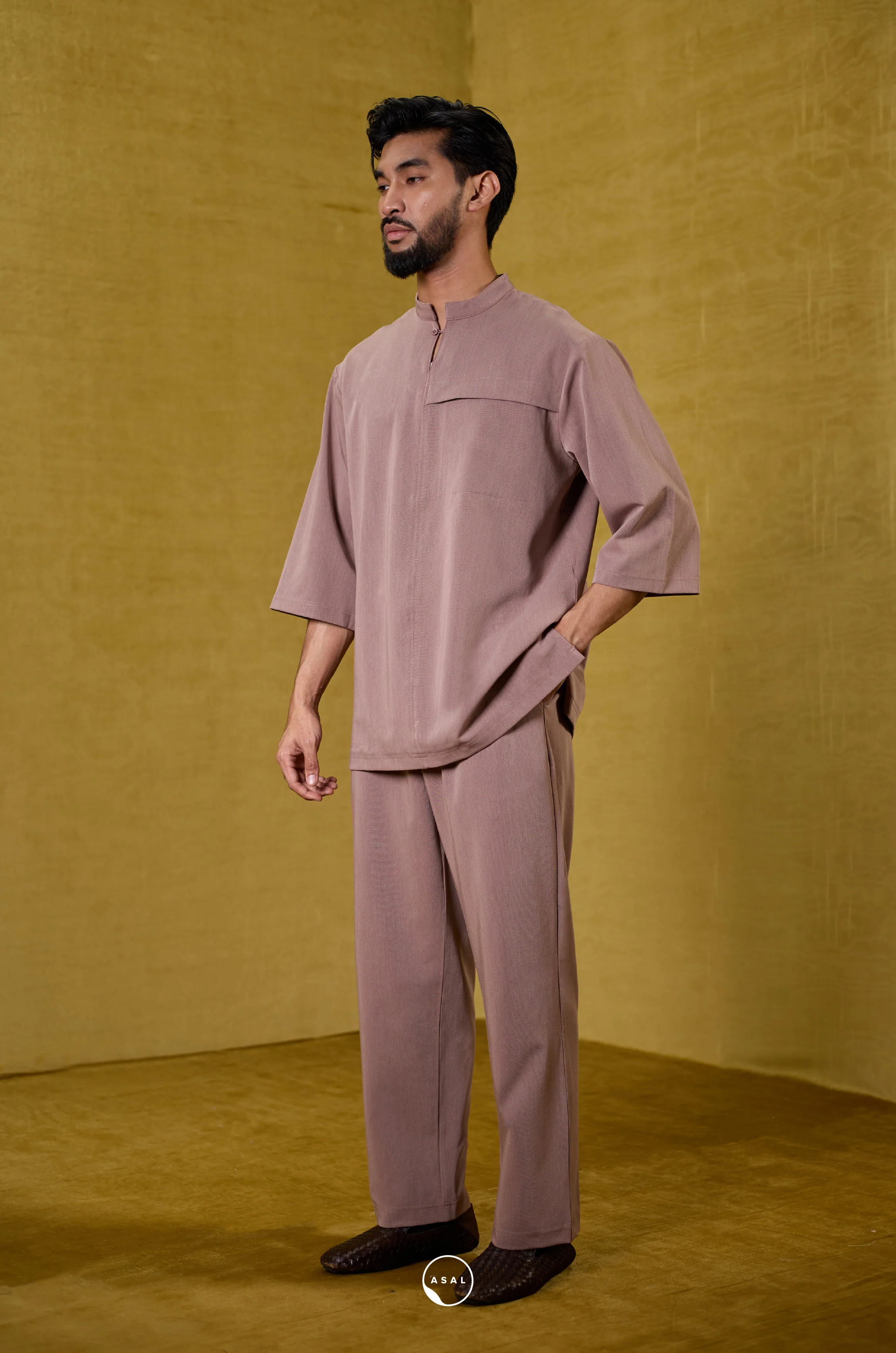 CHANDAK IN RUSSET