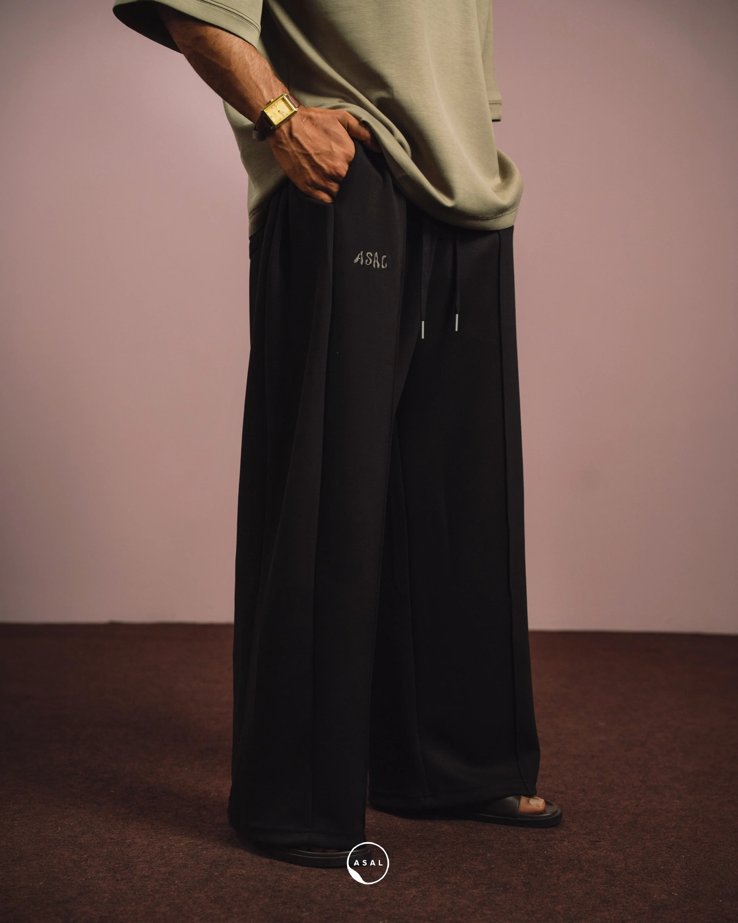 COLUMN RUSH PANTS IN BLACK