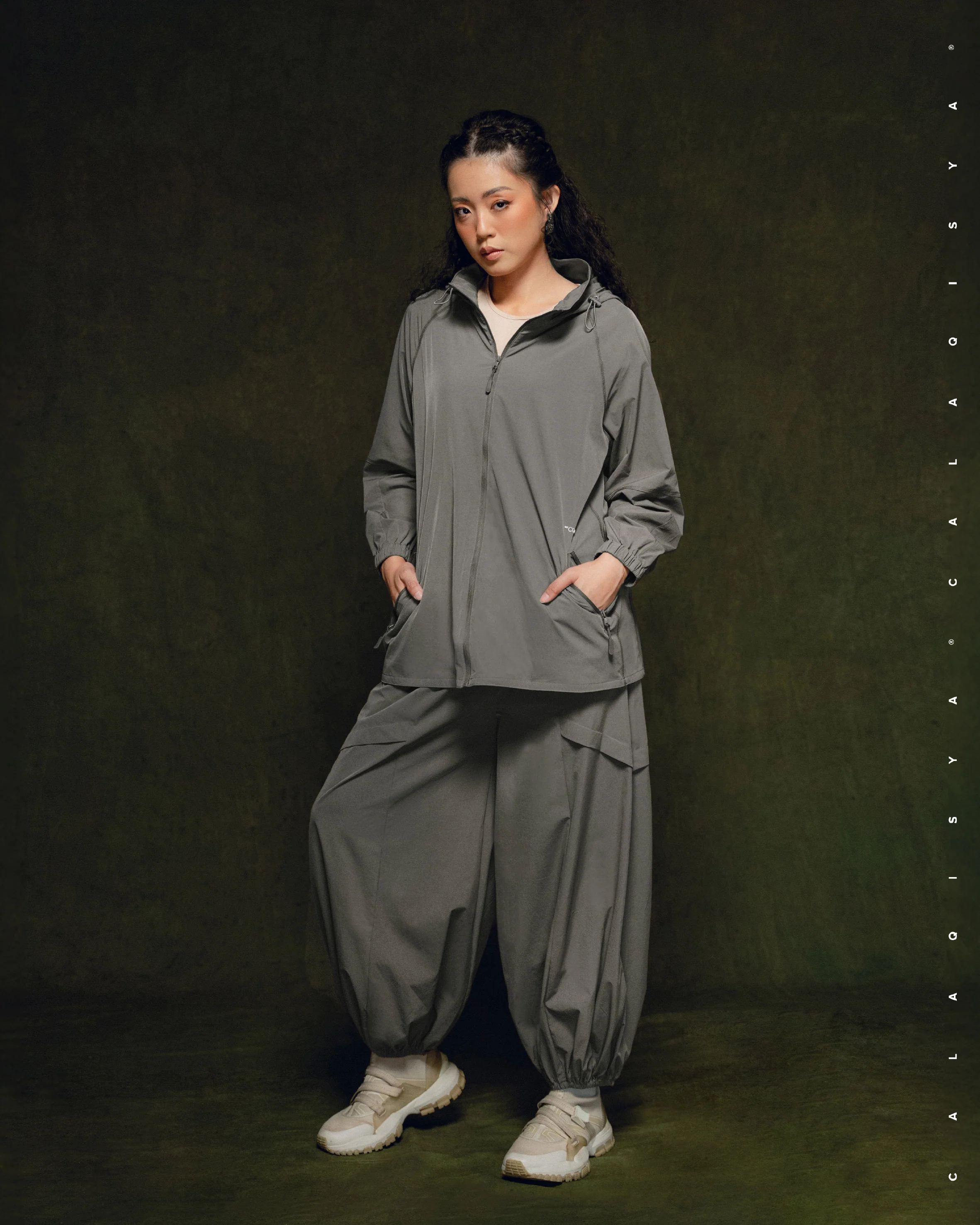 CQ GO : DEUCE PANTS 2.0 IN MOON MIST