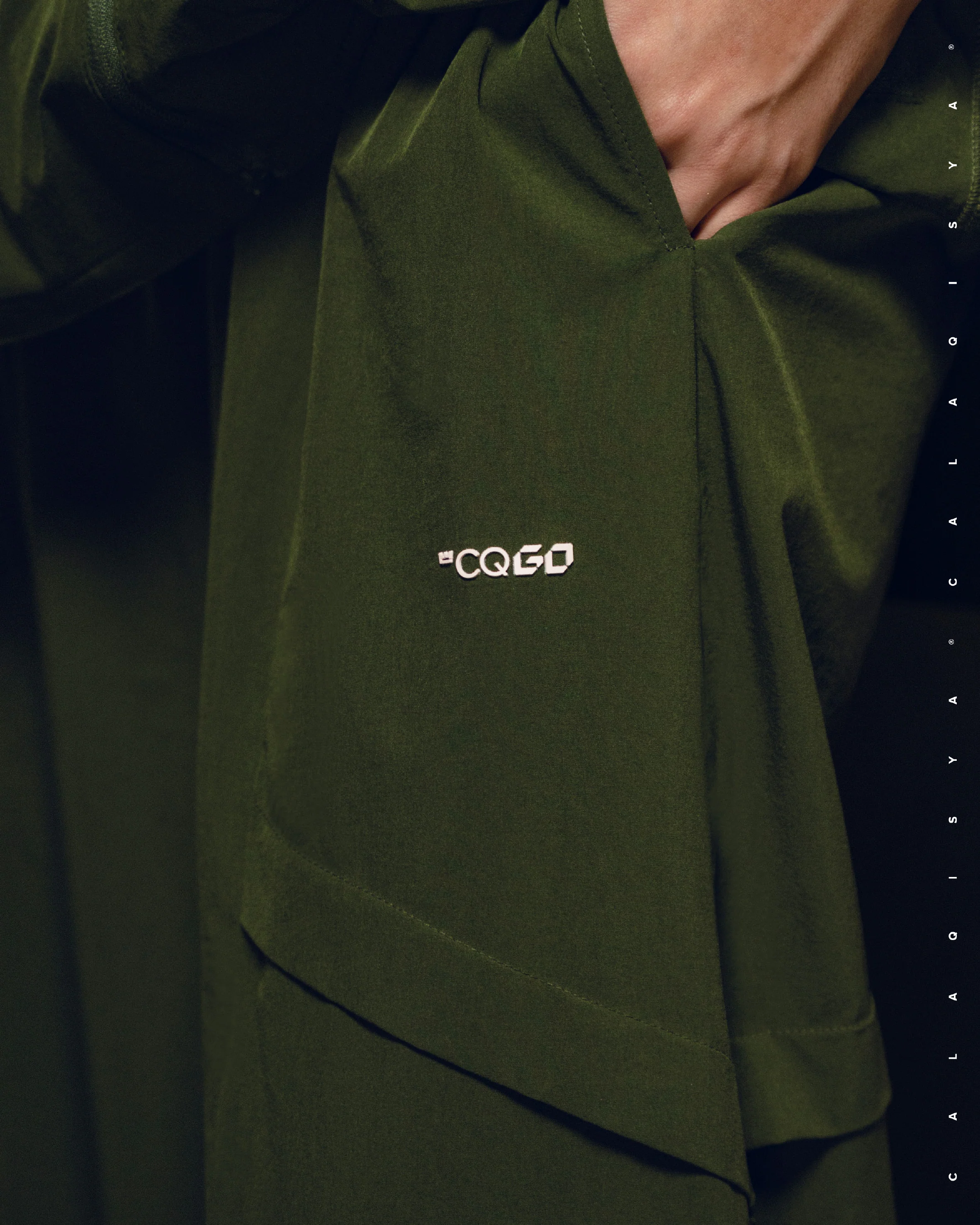 CQ GO : DEUCE PANTS 2.0 IN IVY GREEN - Image 3