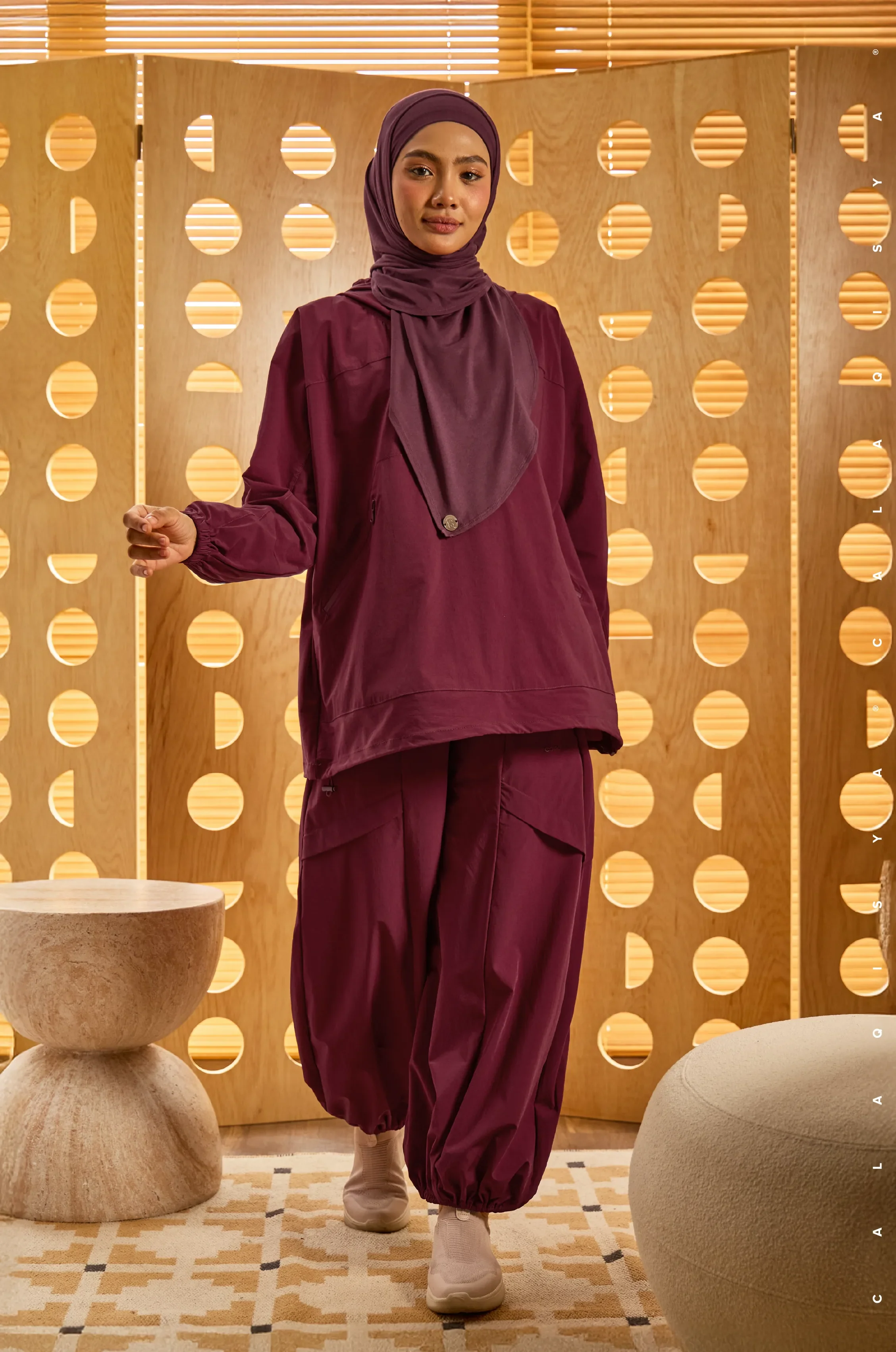CQ GO : DEUCE PANTS IN TAWNY PORT - Image 3
