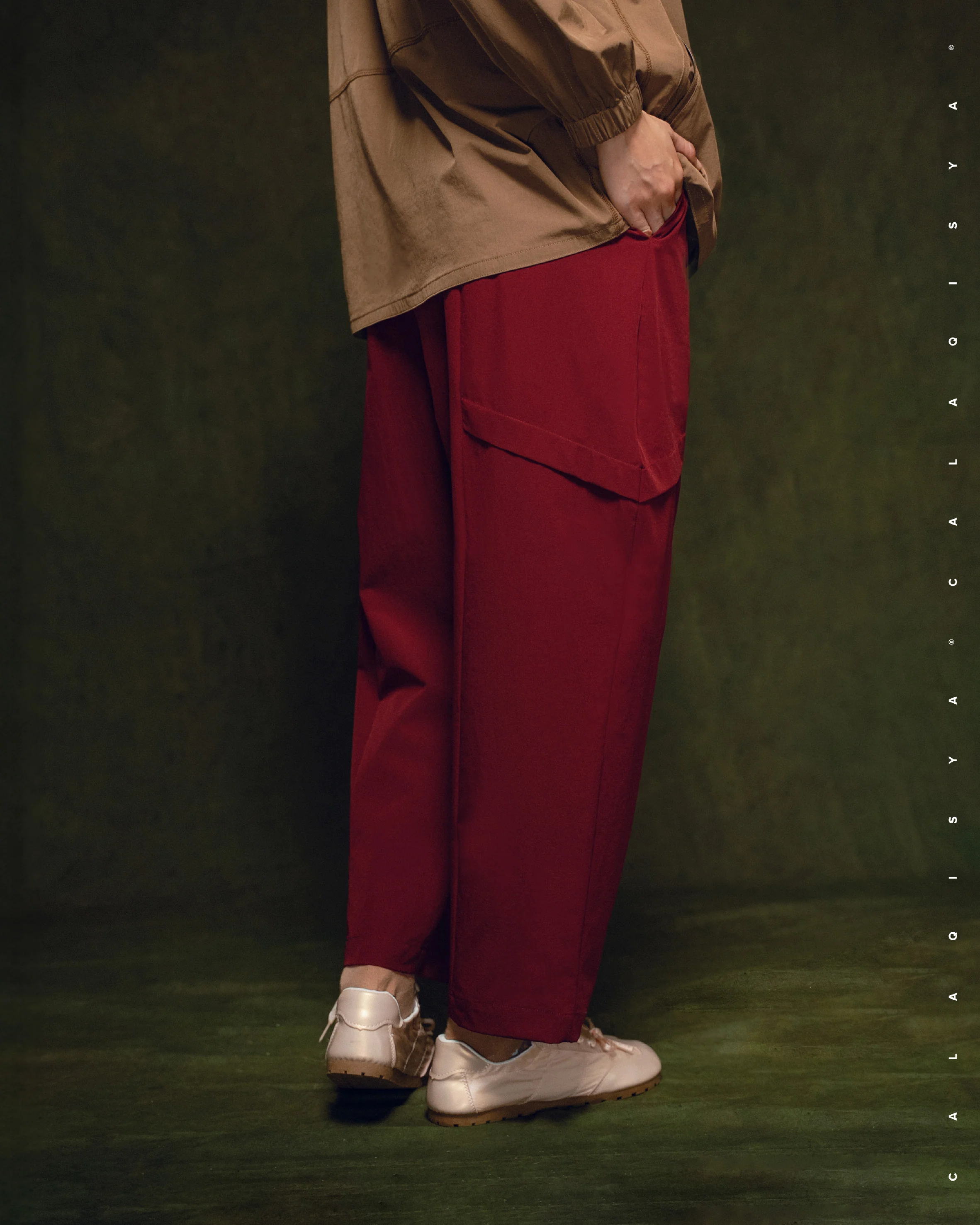 CQ GO WALK TAPERED PANTS IN CABERNET - Image 3