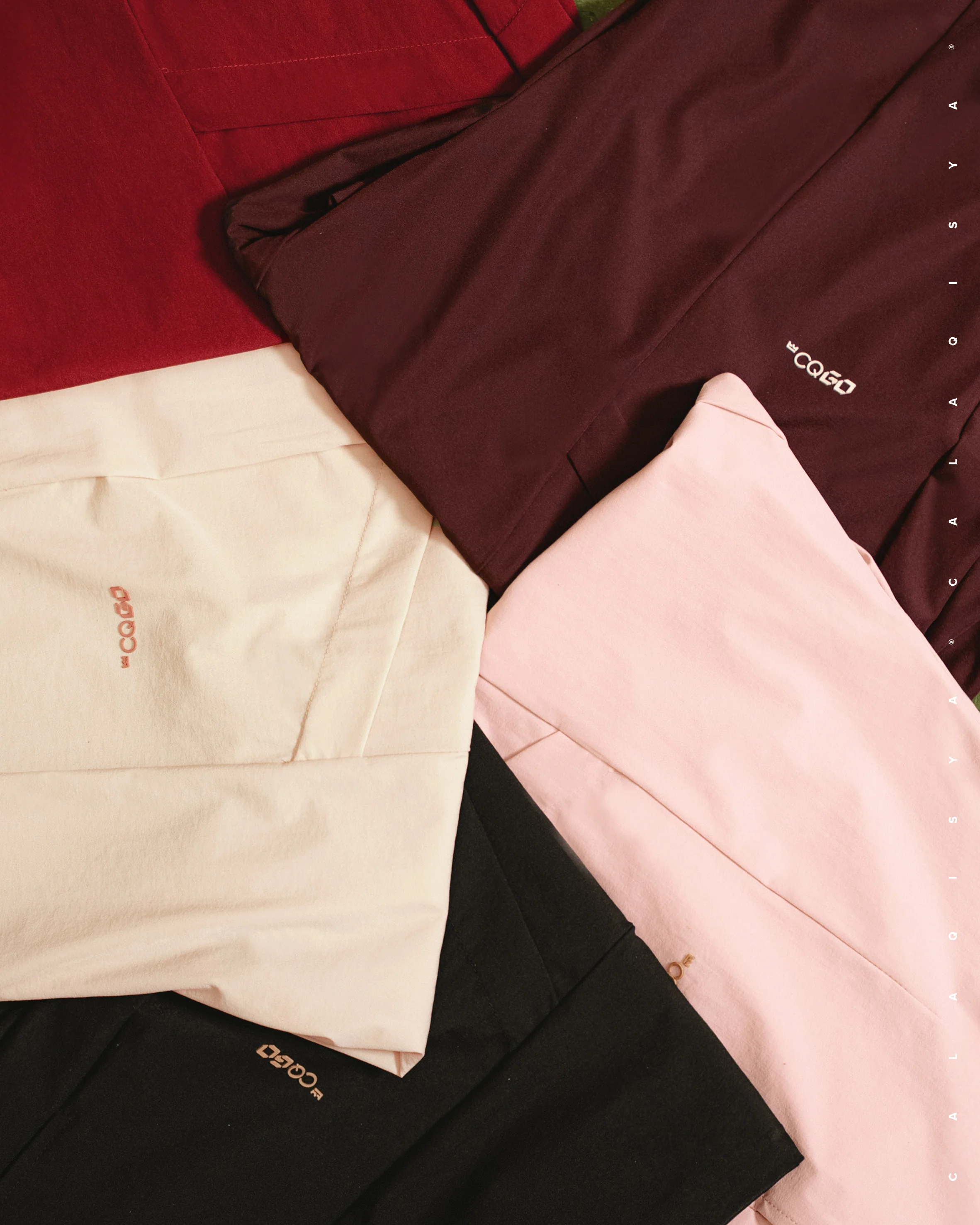 CQ GO : WALK TAPERED PANTS IN CABERNET - Image 4