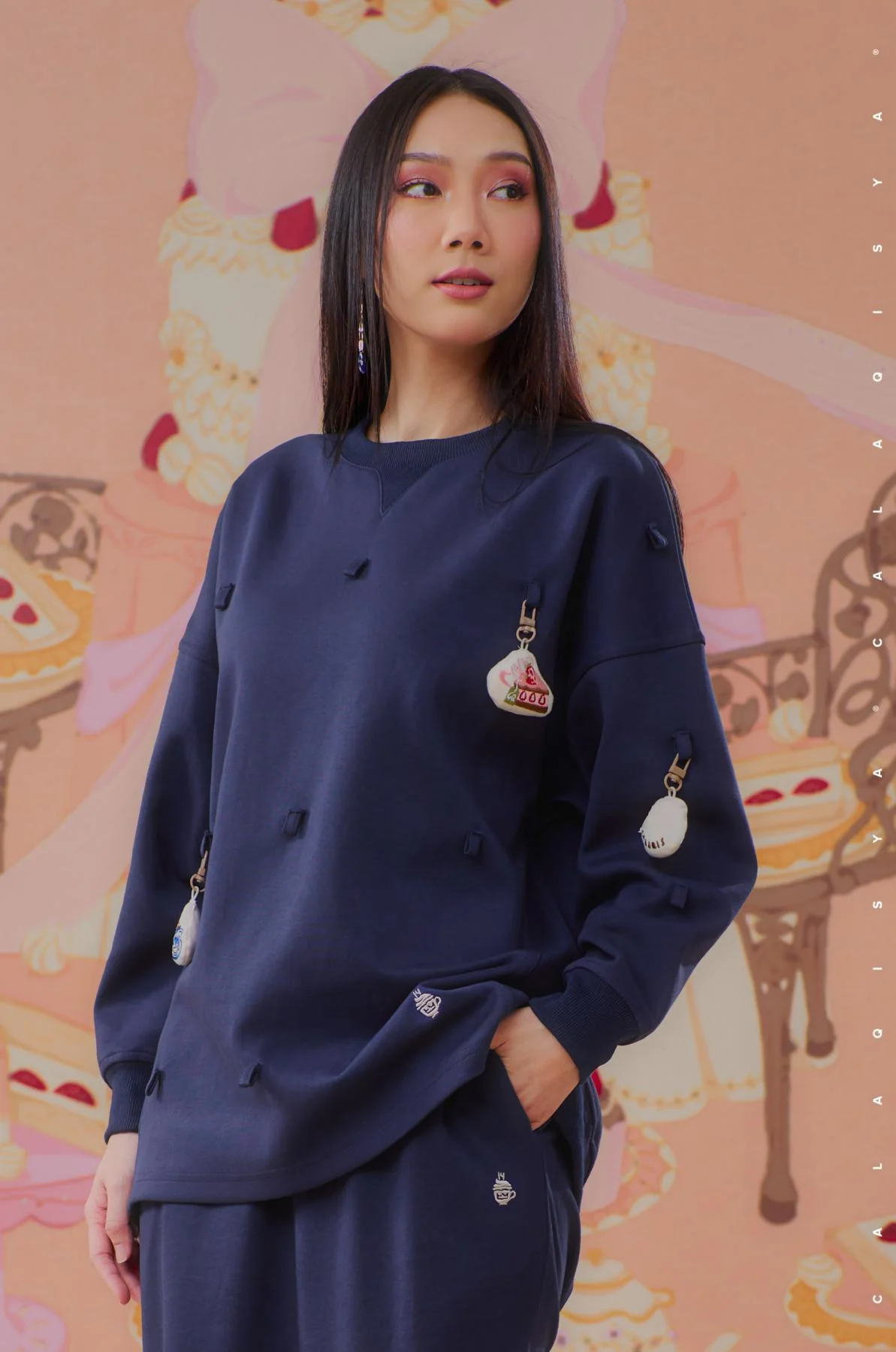 CQ TURN 14 DDAY SWEATSHIRT IN EVENING BLUE