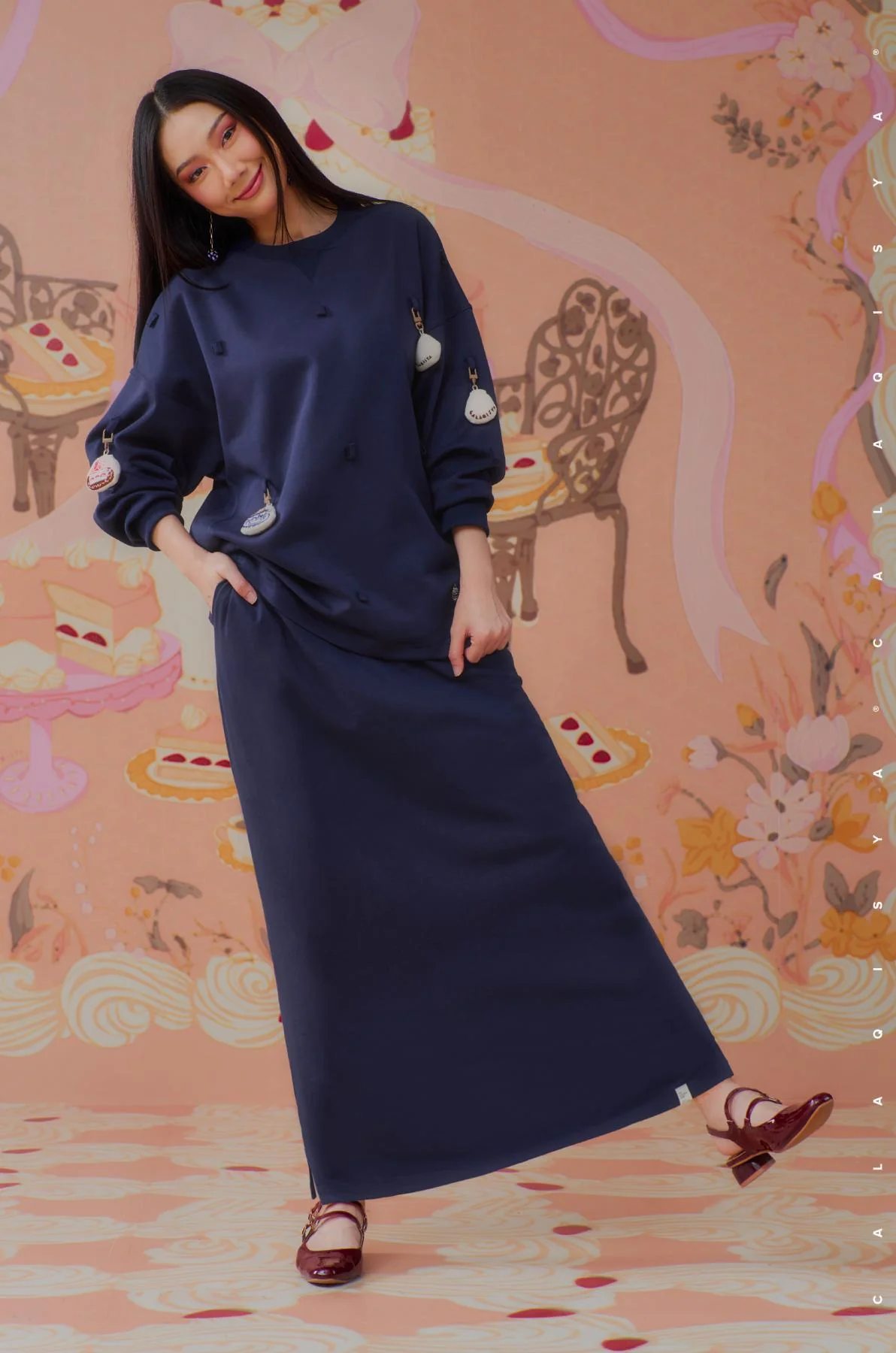 CQ TURNS 14 DDAY BREATHE STRAIGHT SKIRT IN BLUE BLACK - Image 2