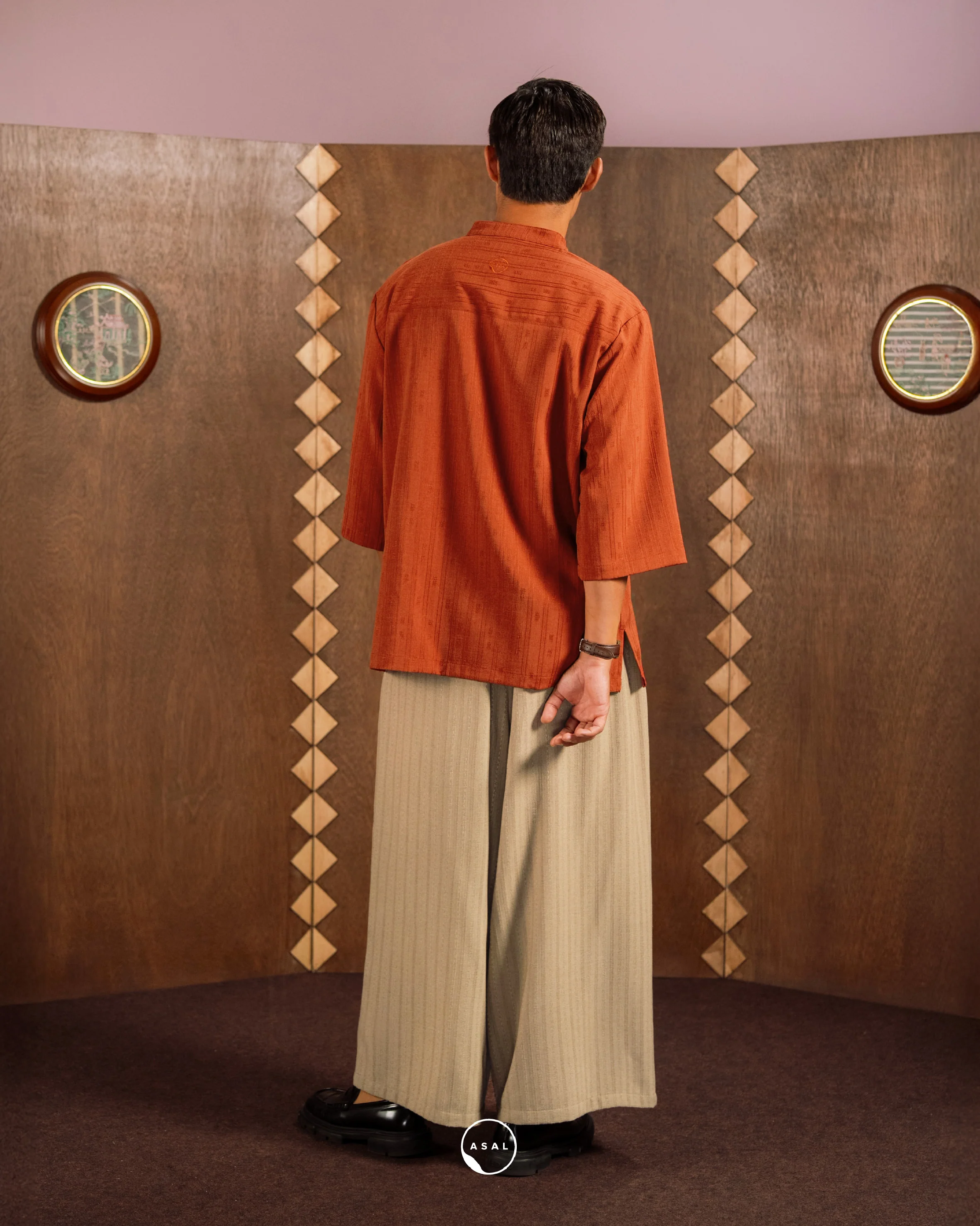 BAKTI PANTS IN TAN - Image 2