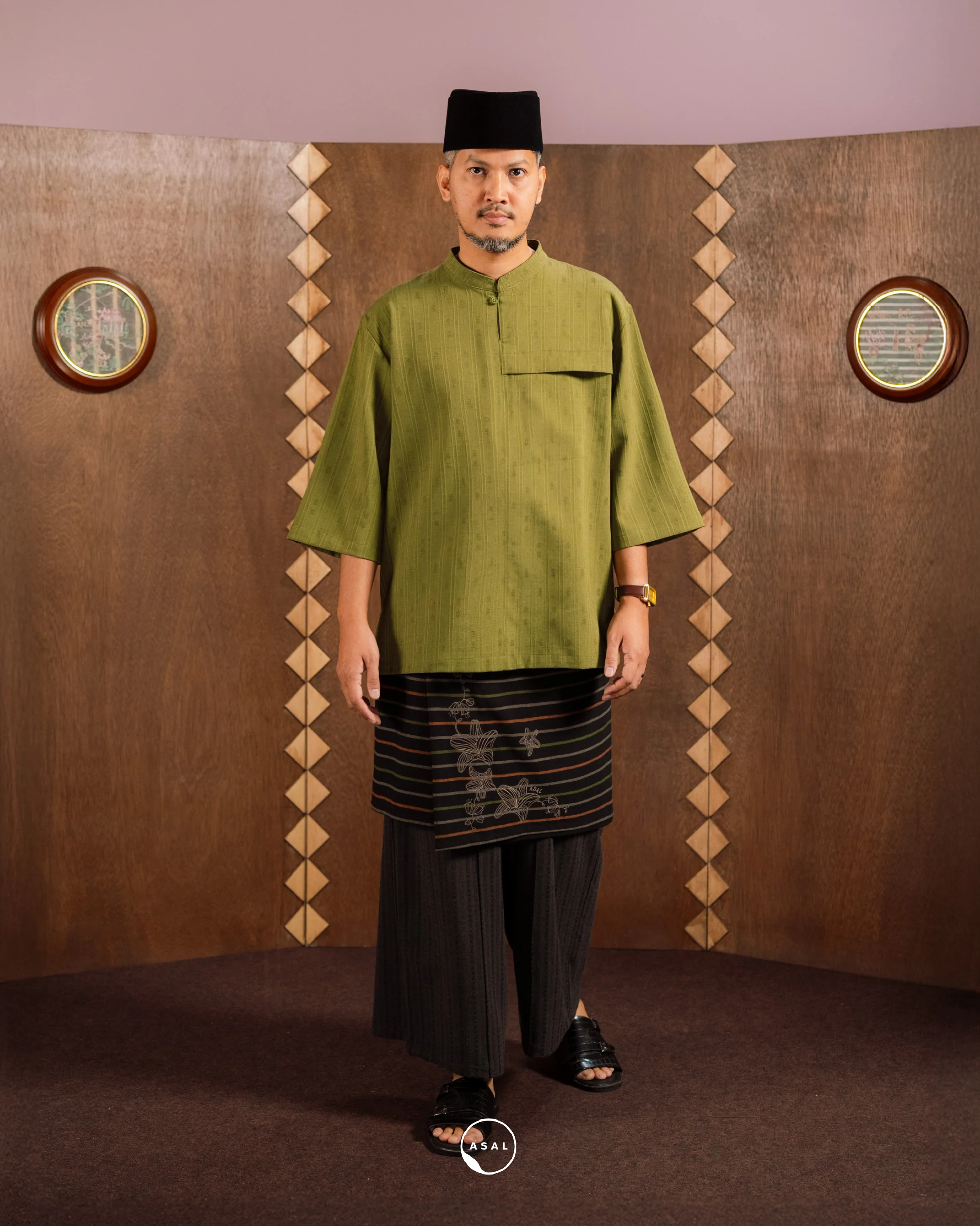 YASA KURTA IN AVOCADO - Image 3