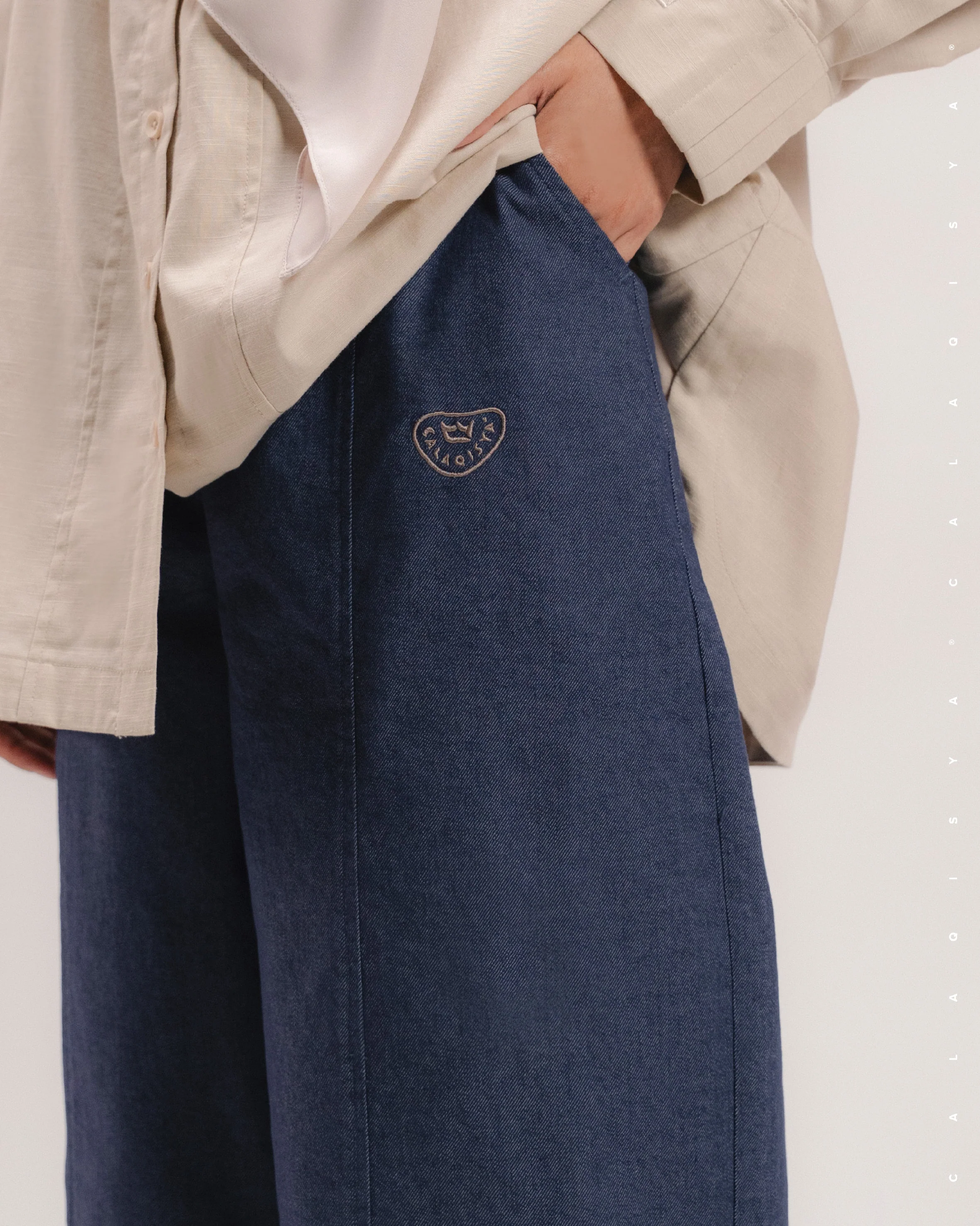 CUCUMBER PANTS IN DEEP COBALT - Image 3