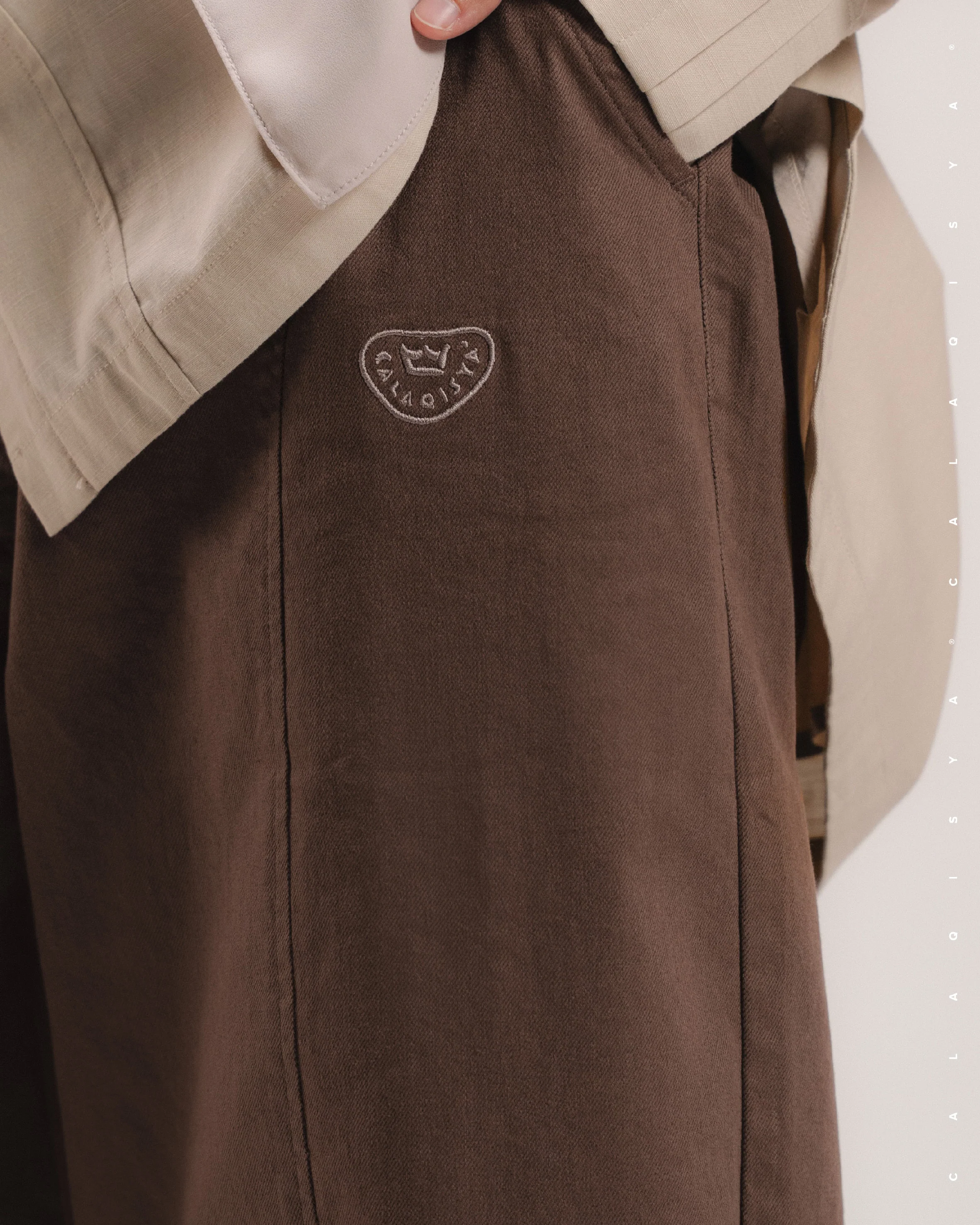 CUCUMBER PANTS IN DOWNTOWN BROWN - Image 2