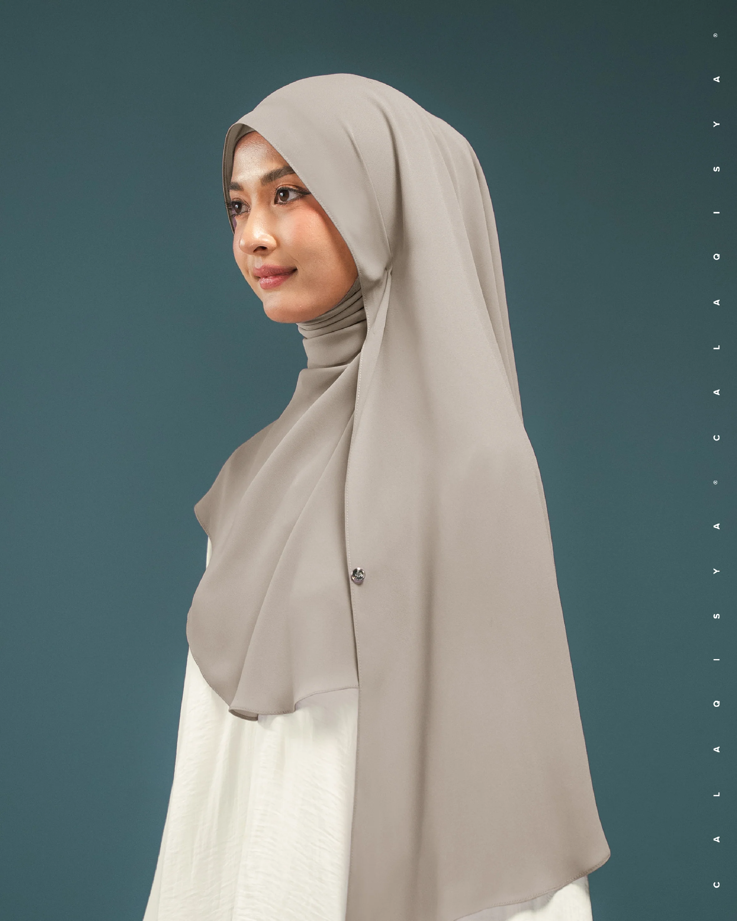 DANIAH CURVE FULL UNDERSCARF IN STRING