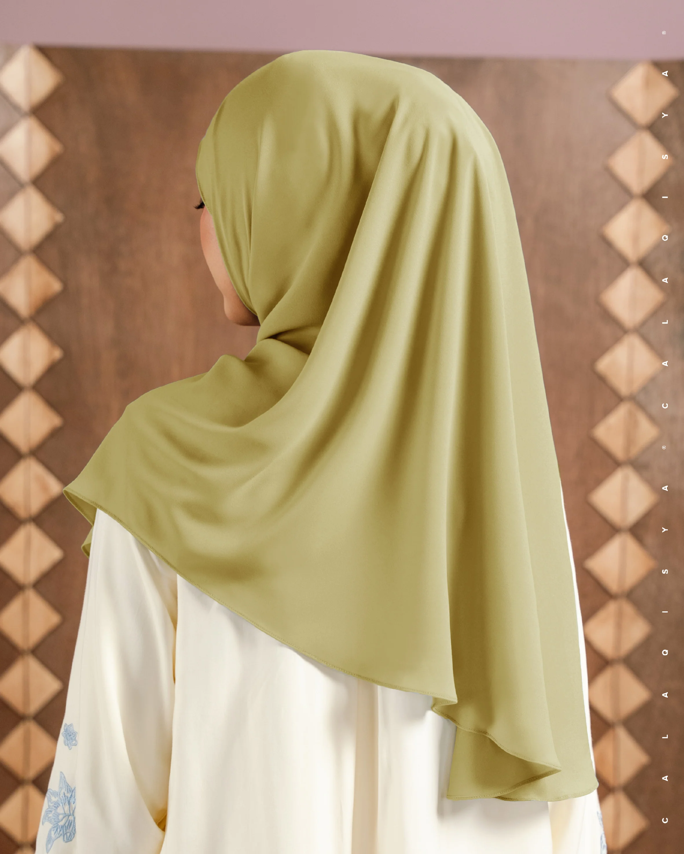 DANIAH CURVE UNDERCHIN IN ECRU OLIVE - Image 2