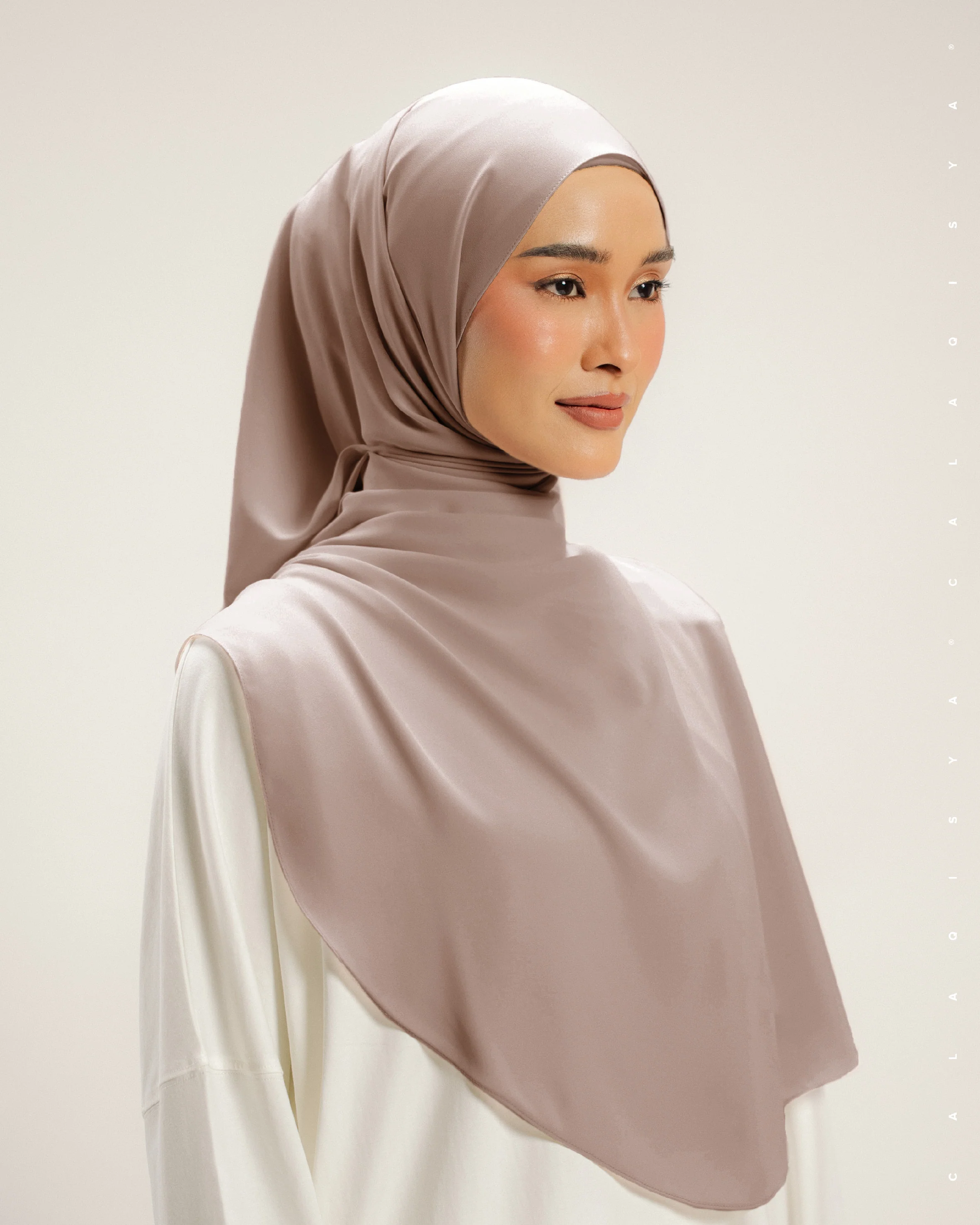 DANIAH SHAWL 2.0 IN DOESKIN