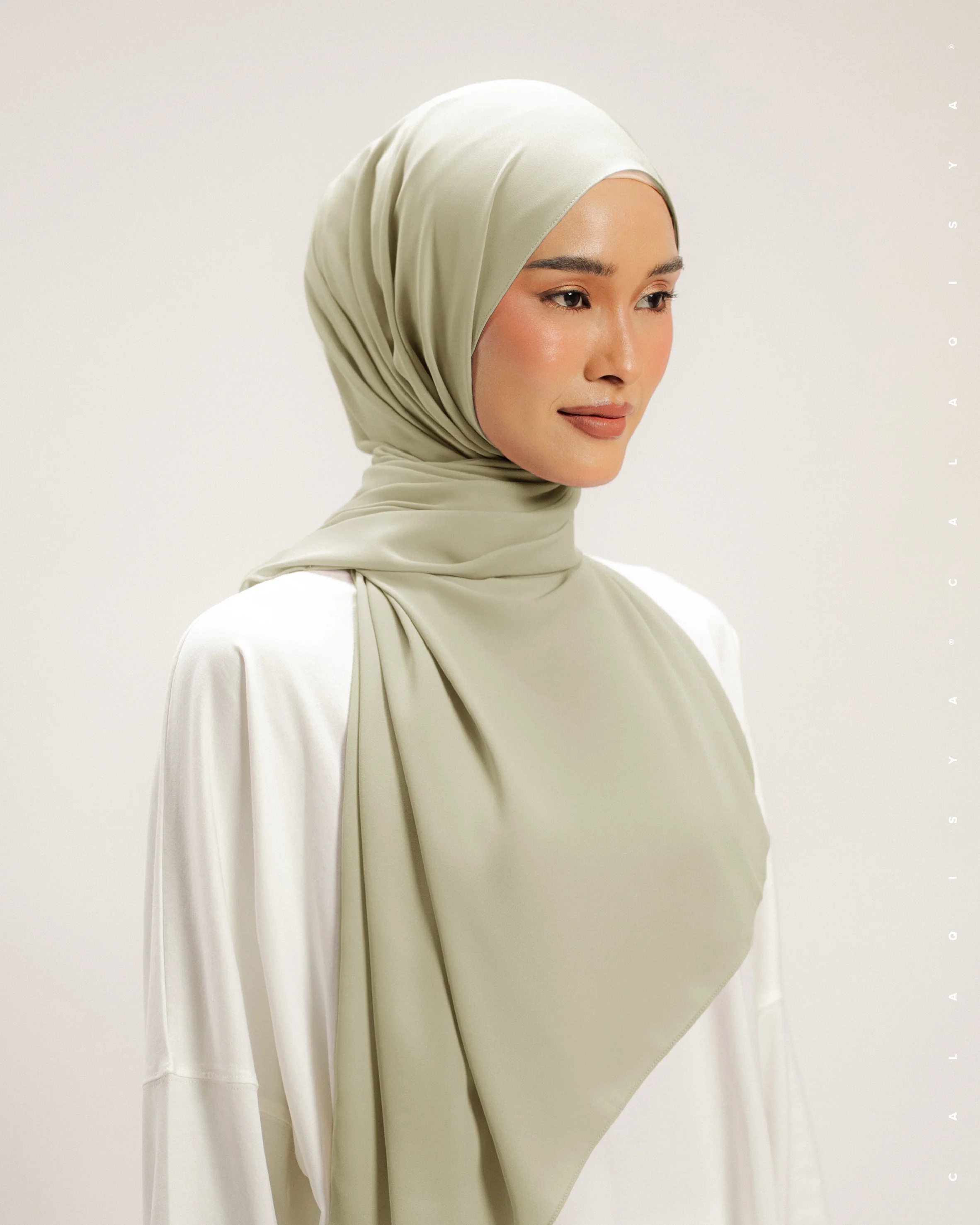 DANIAH SHAWL 2.0 IN SLATE GREEN