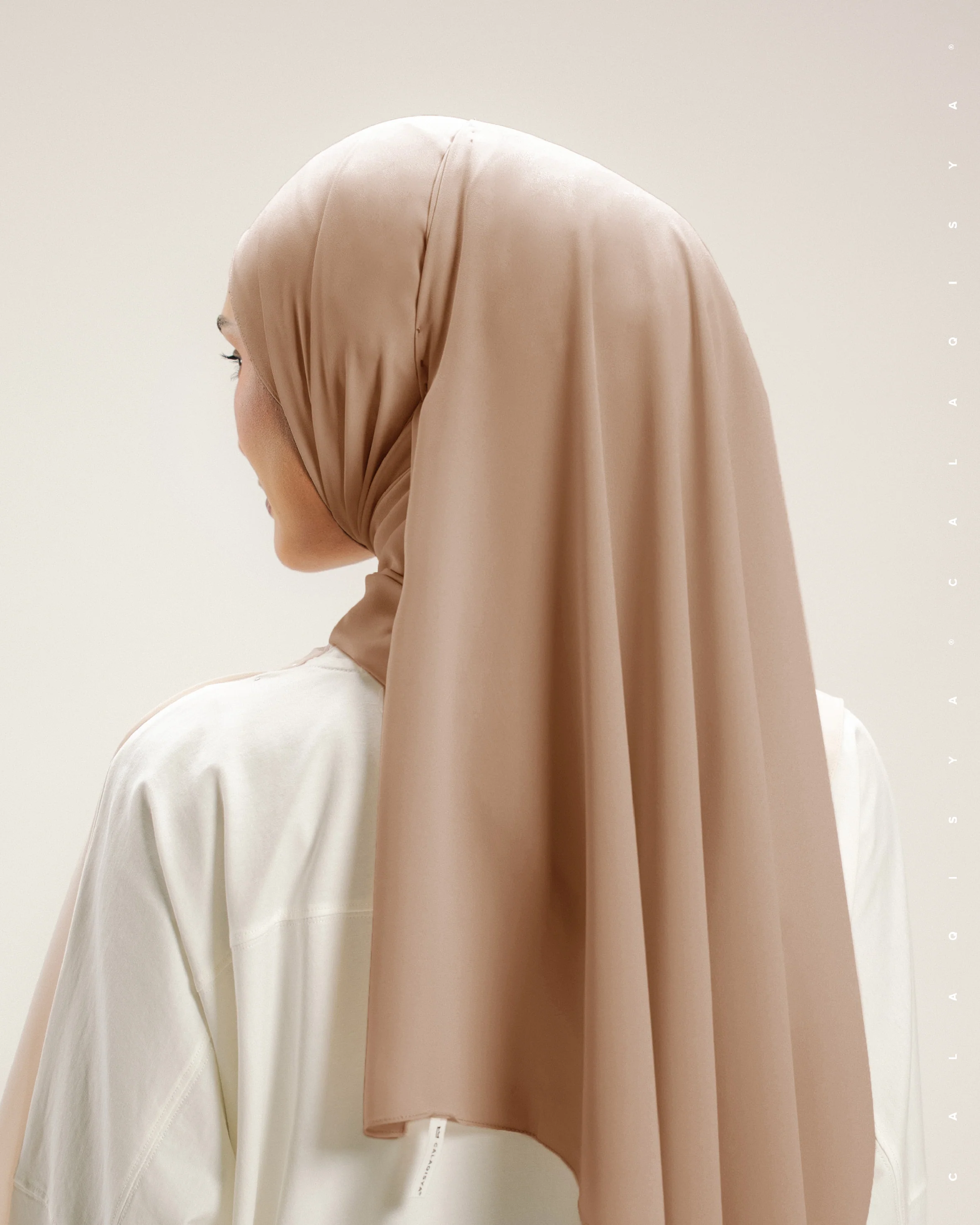 DANIAH SHAWL 2.0 IN SPANISH VILLA - Image 2