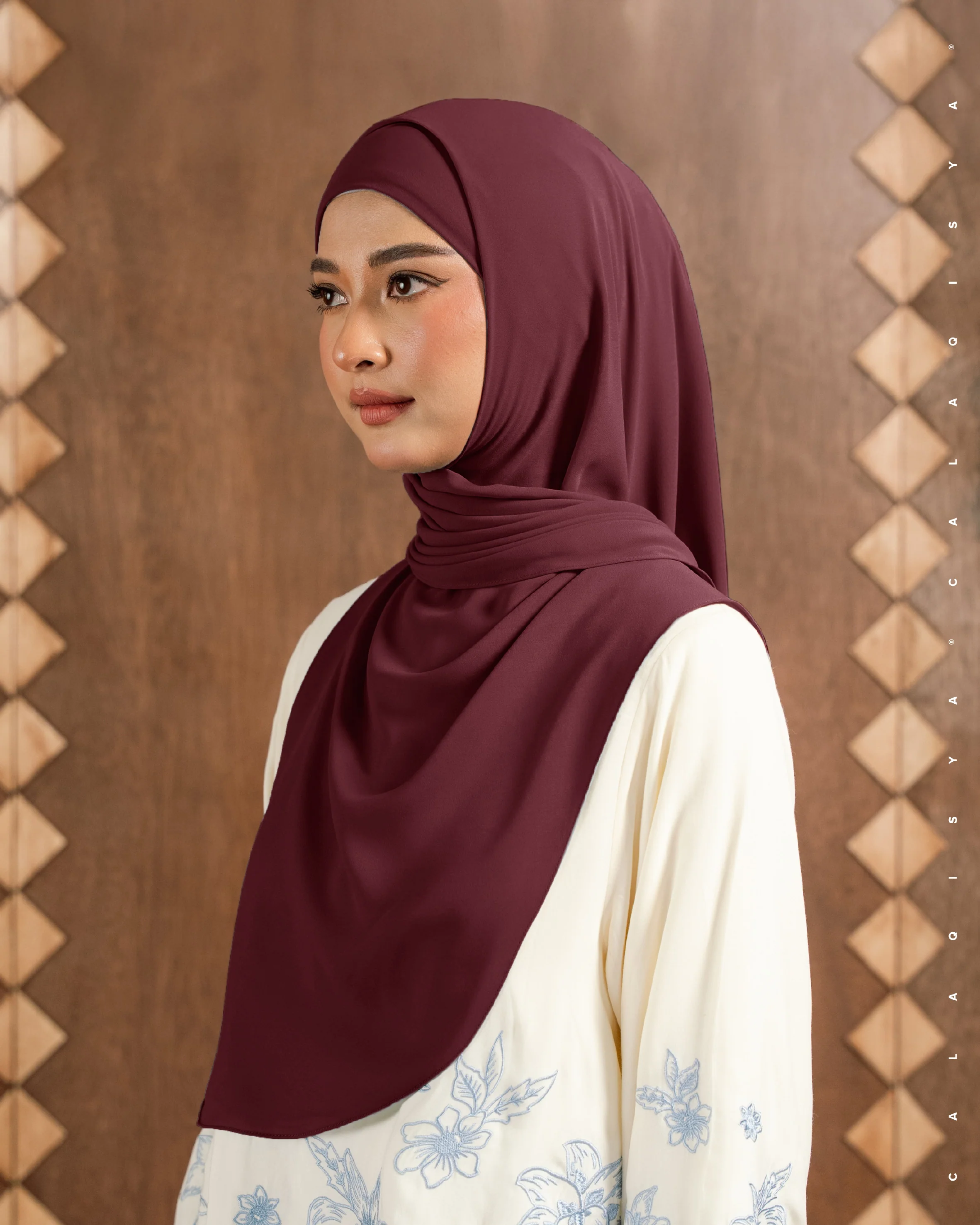 DANIAH TIE BACK UNDERCHIN IN TAWNY PORT