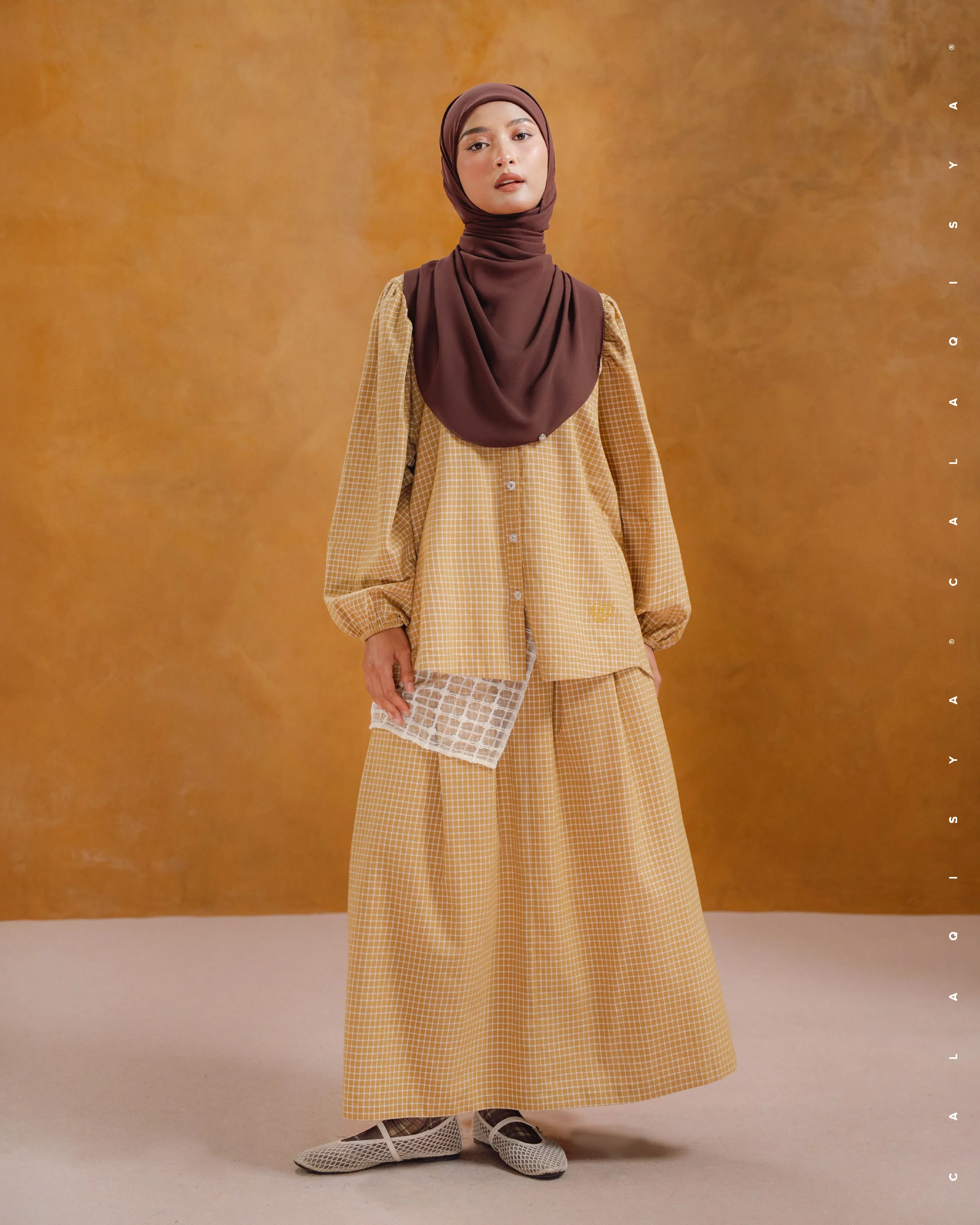 DARLA CHECKERED SKIRT IN HONEY MUSTARD - Image 3