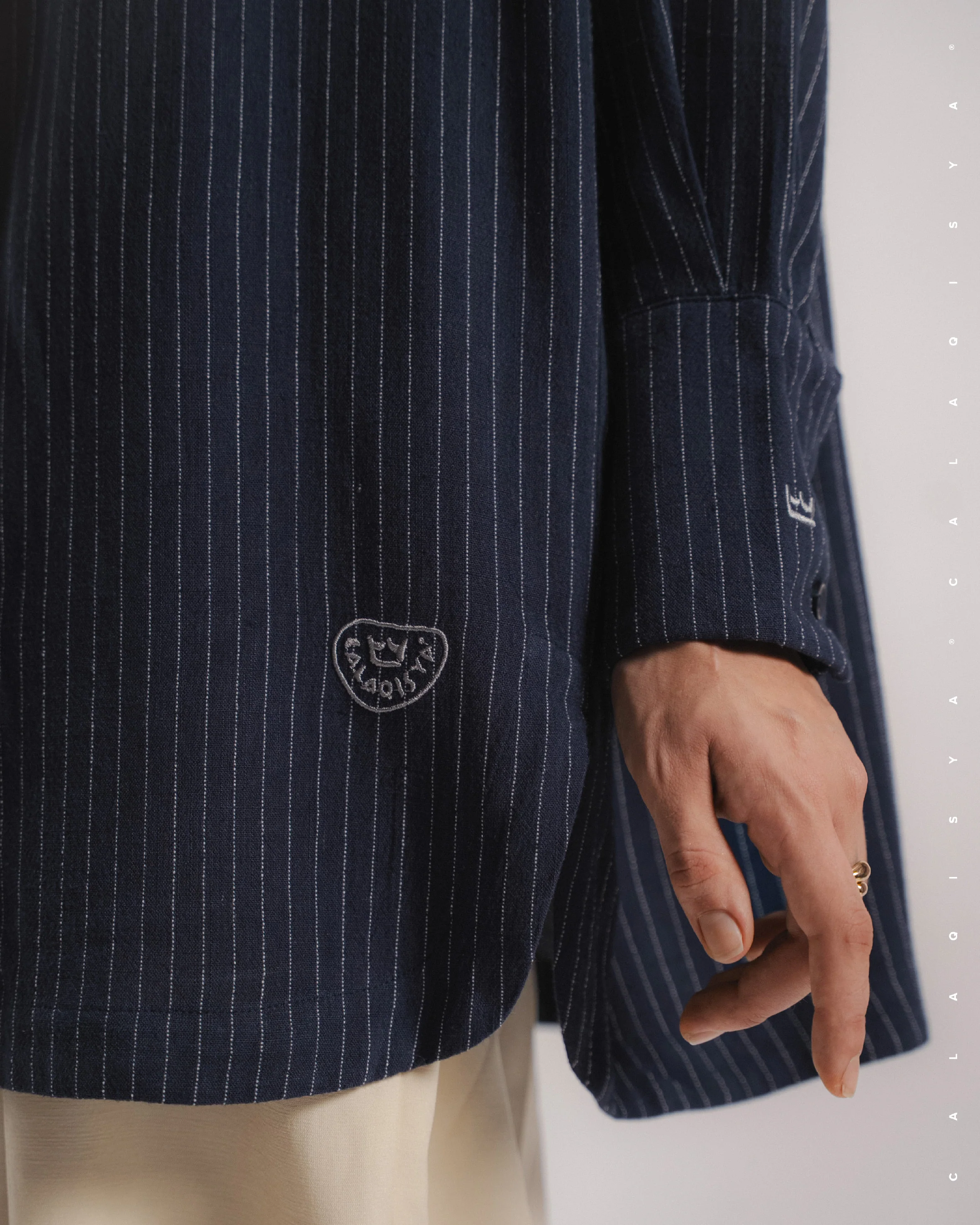EVERYDAY STRIPE SHIRT IN BARITONE BLUE - Image 4