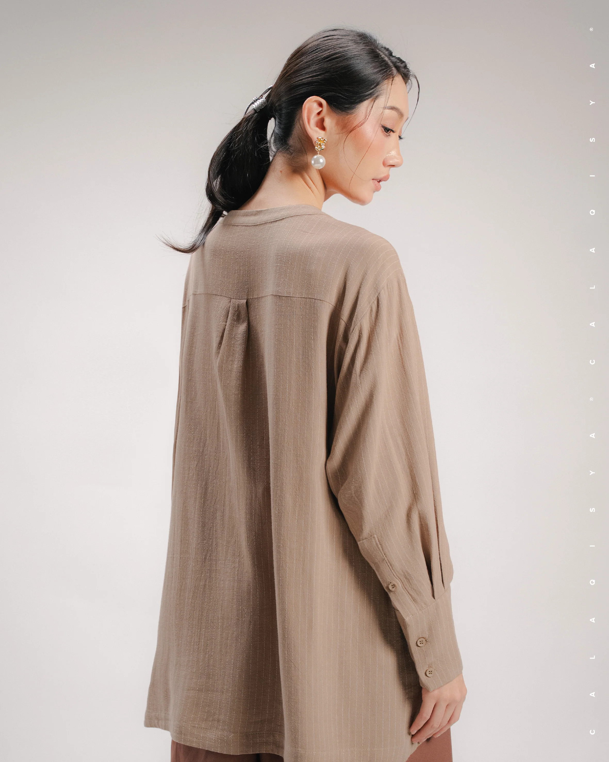 EVERYDAY STRIPE SHIRT IN CUBAN SAND - Image 4