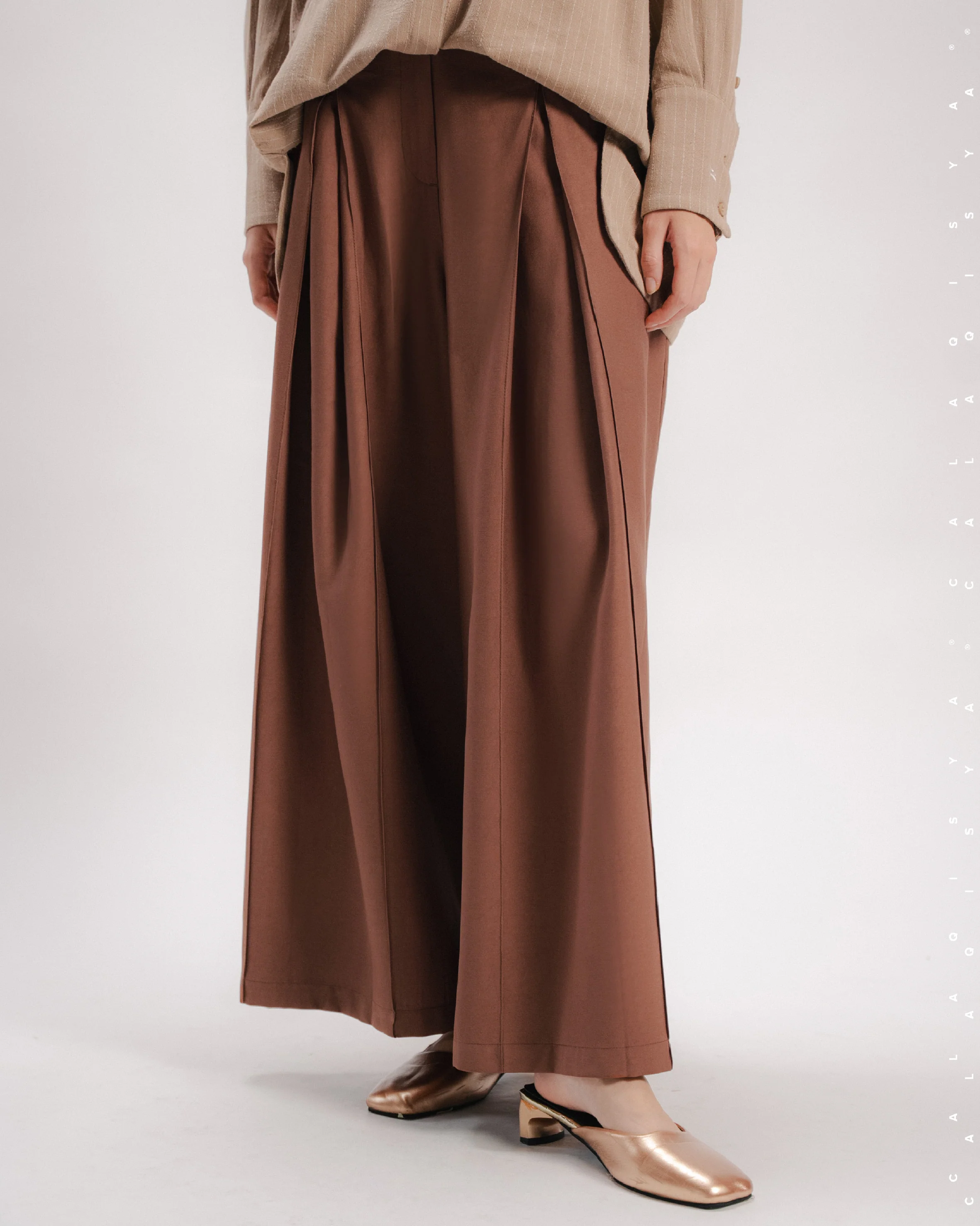 GROVE PANTS IN RUSTIC BROWN