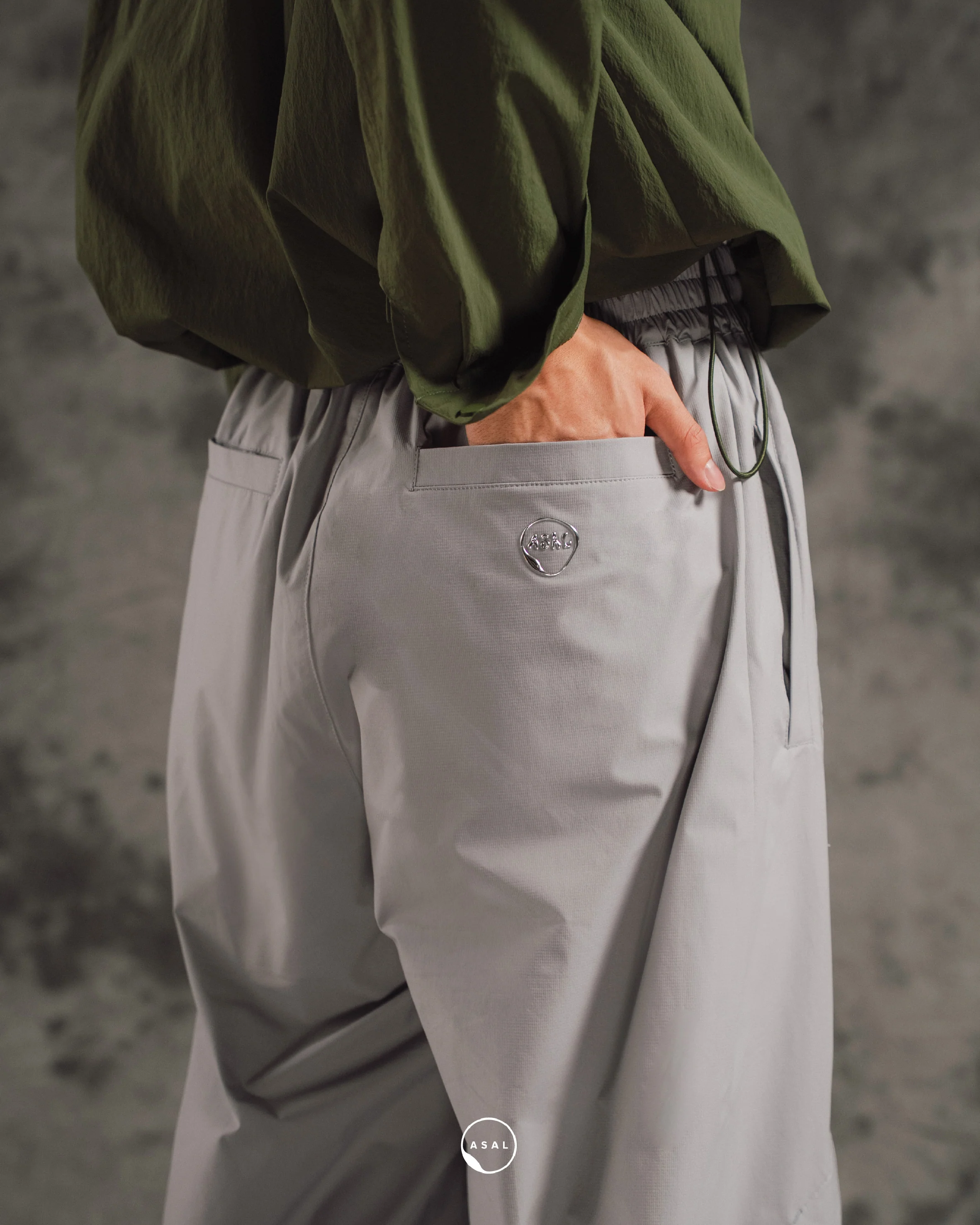 HORIZON PANTS IN GREY MORNING - Image 4