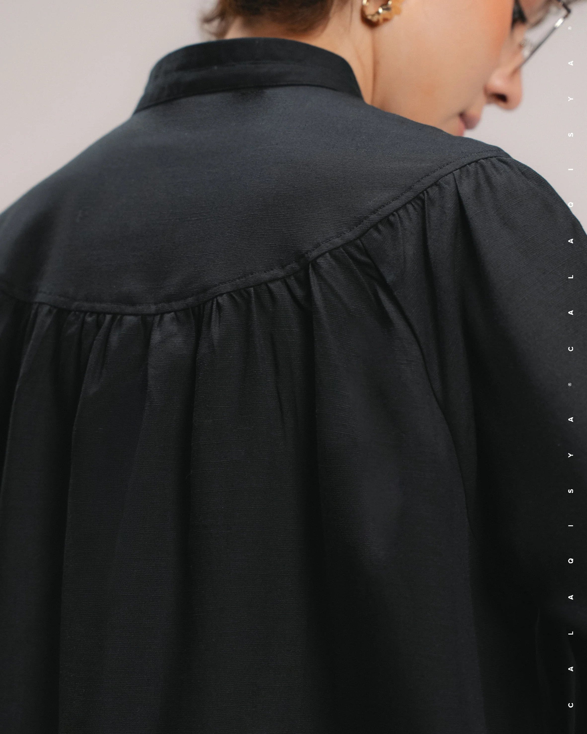 HUNNY TOP IN BLACK - Image 4