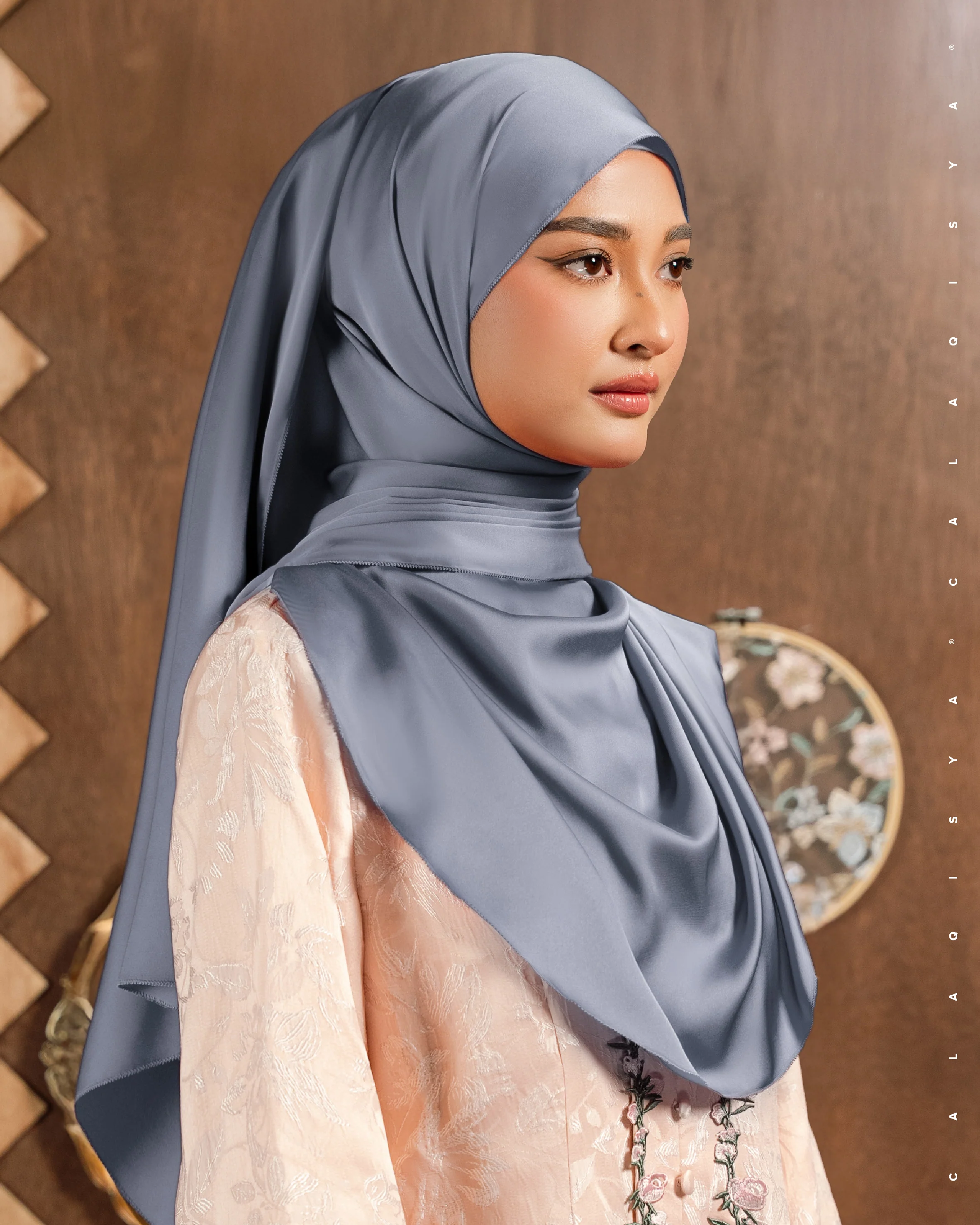 IOWA EYELASH SHAWL IN TRADEWINDS