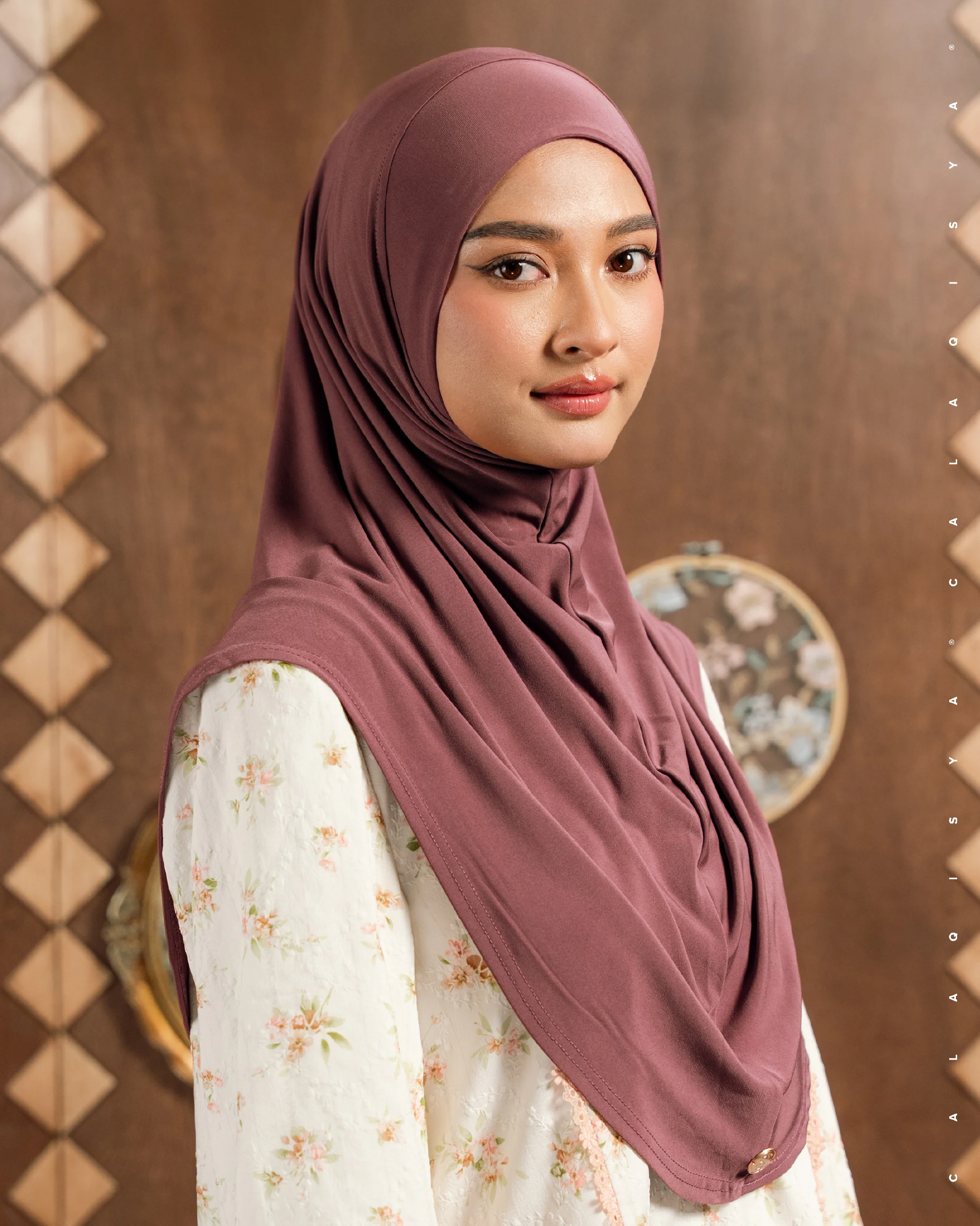 IRONLESS NURA INSTANT IN MAHOGANY (ODOURLESS)