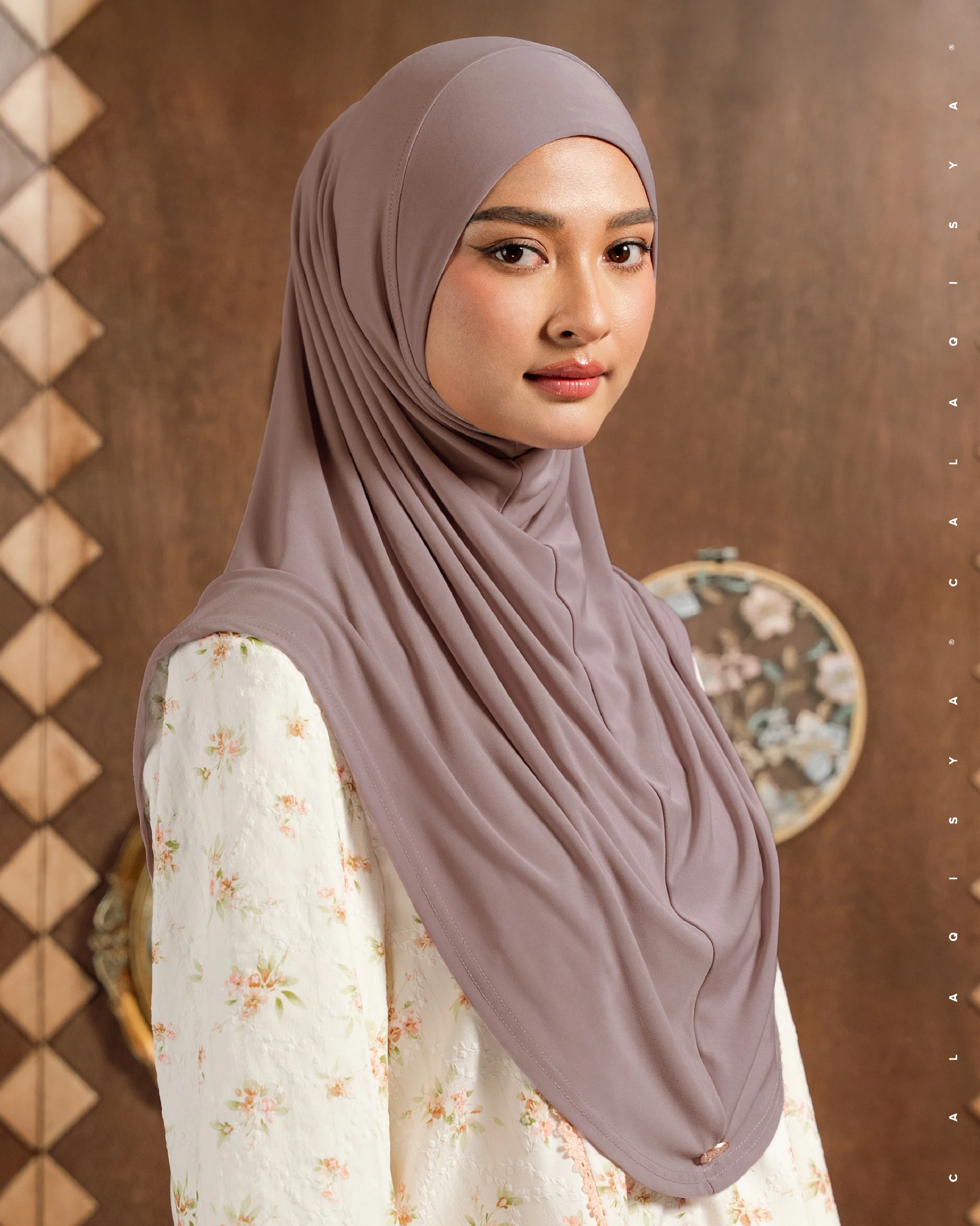 IRONLESS : NURA INSTANT IN MAHOGANY ROSE (ODOURLESS)
