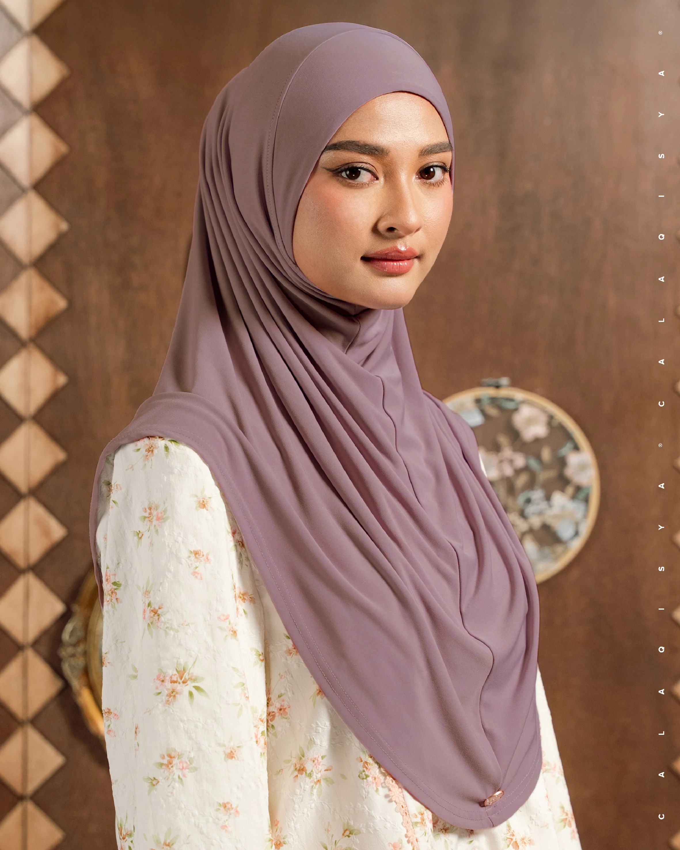 IRONLESS NURA INSTANT IN NOSTALGIA ROSE (ODOURLESS)