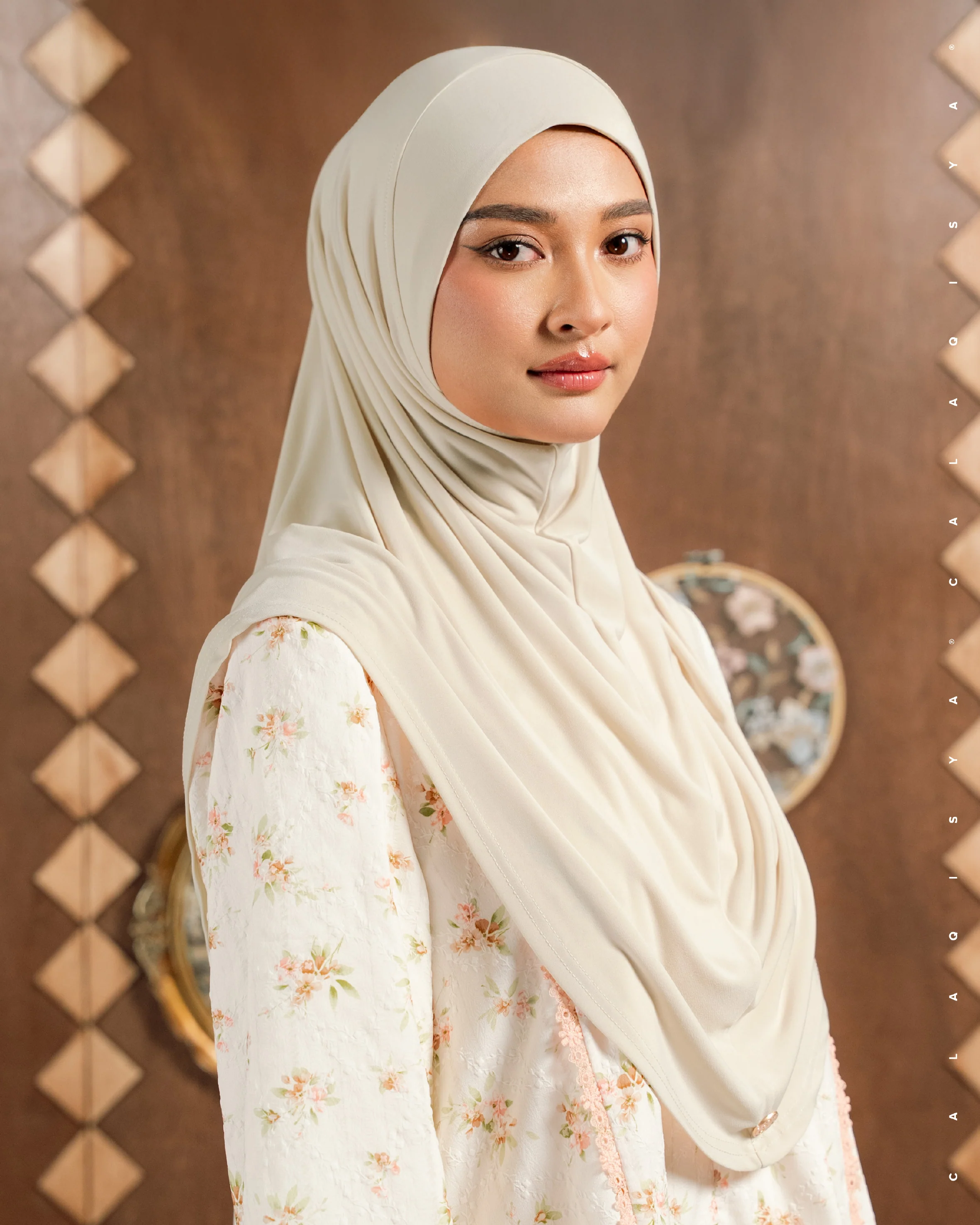 IRONLESS : NURA INSTANT IN PEARLED IVORY (ODOURLESS)
