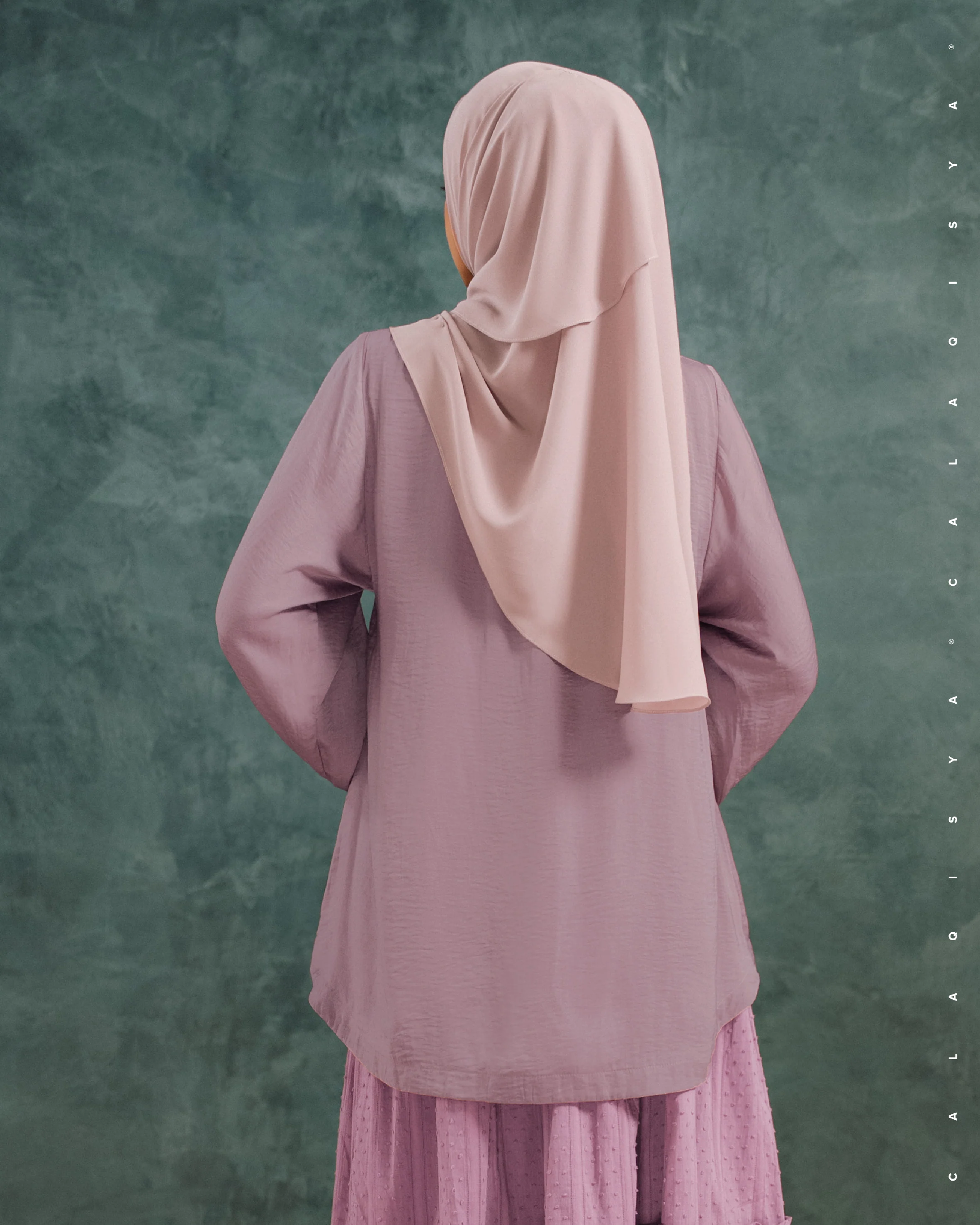 LAUREL BALLOON SLEEVE TOP IN ARCTIC DUSK - Image 4