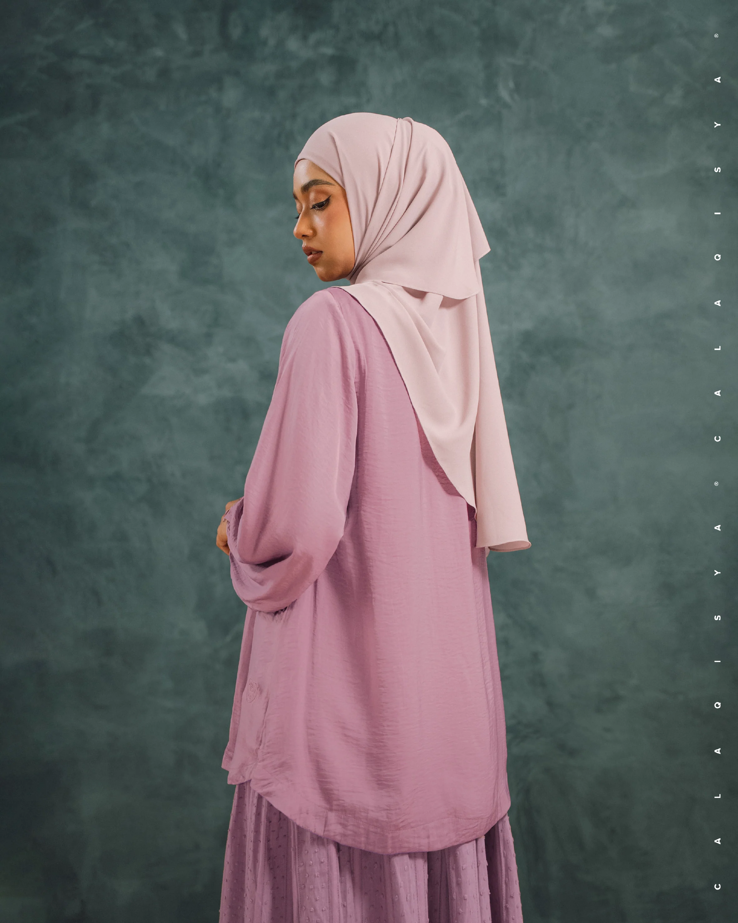 LAUREL BALLOON SLEEVE TOP IN MELLOW MAUVE - Image 3
