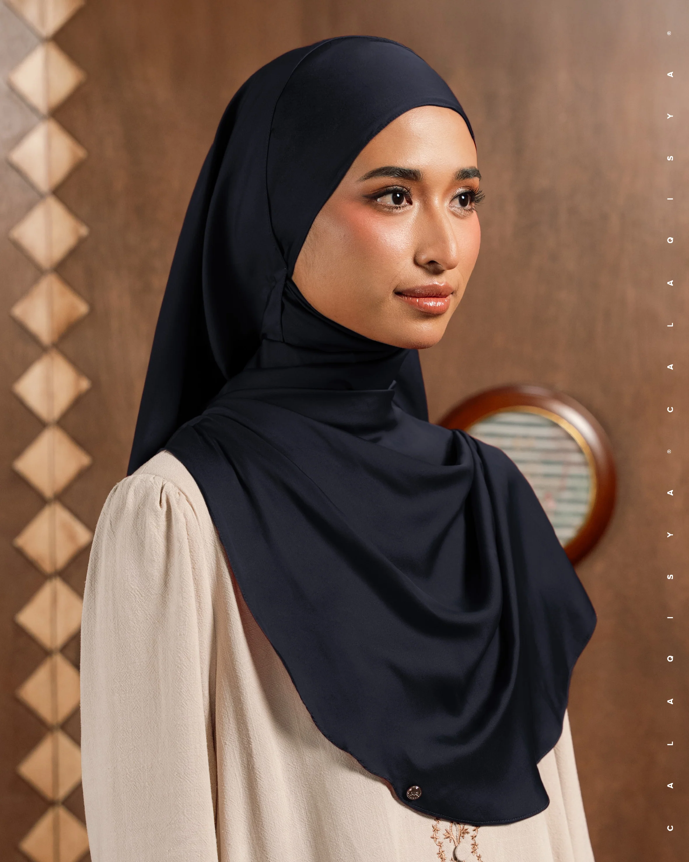 LAUREL SHAWL IN NIGHT SKY