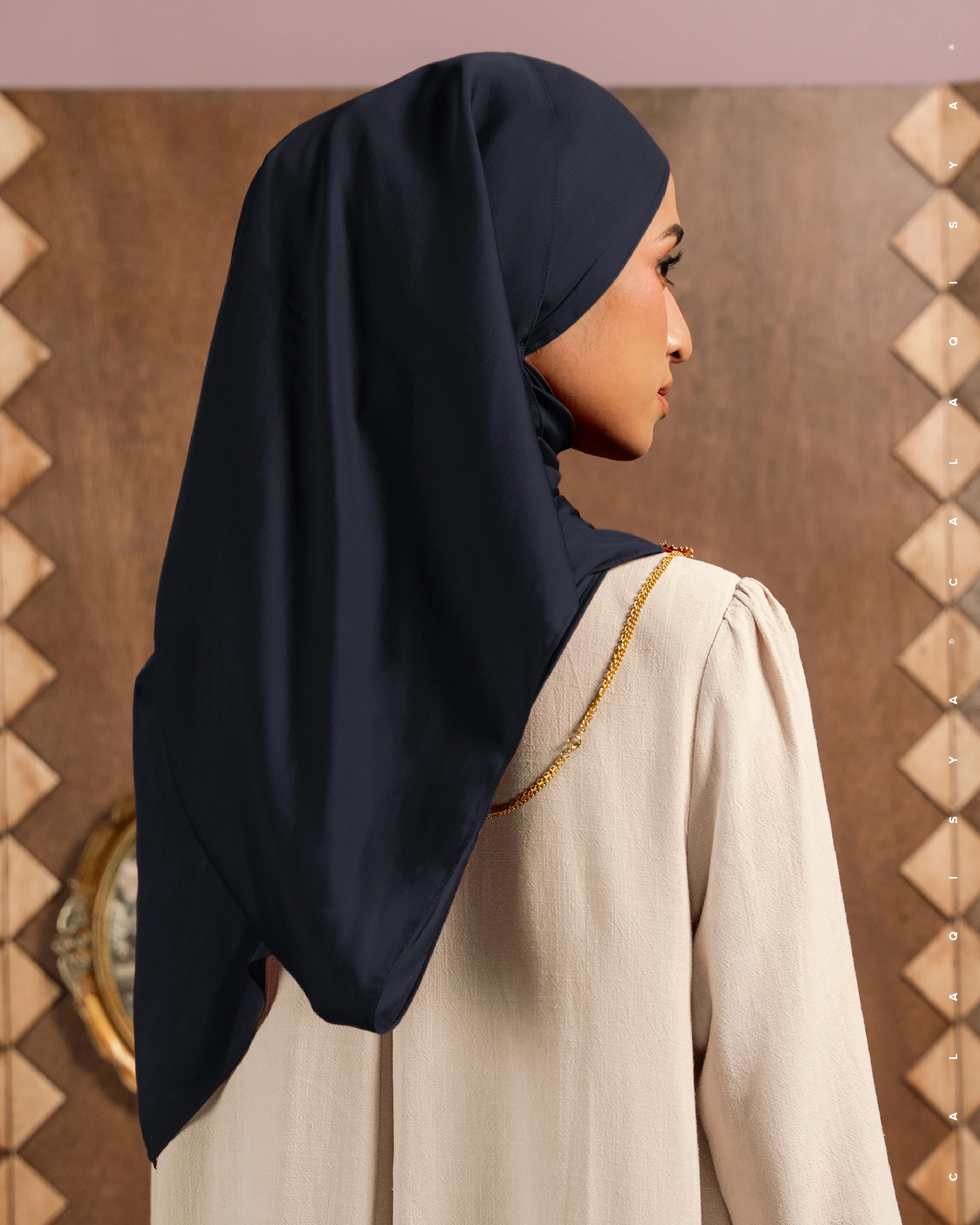 LAUREL SHAWL IN NIGHT SKY - Image 2