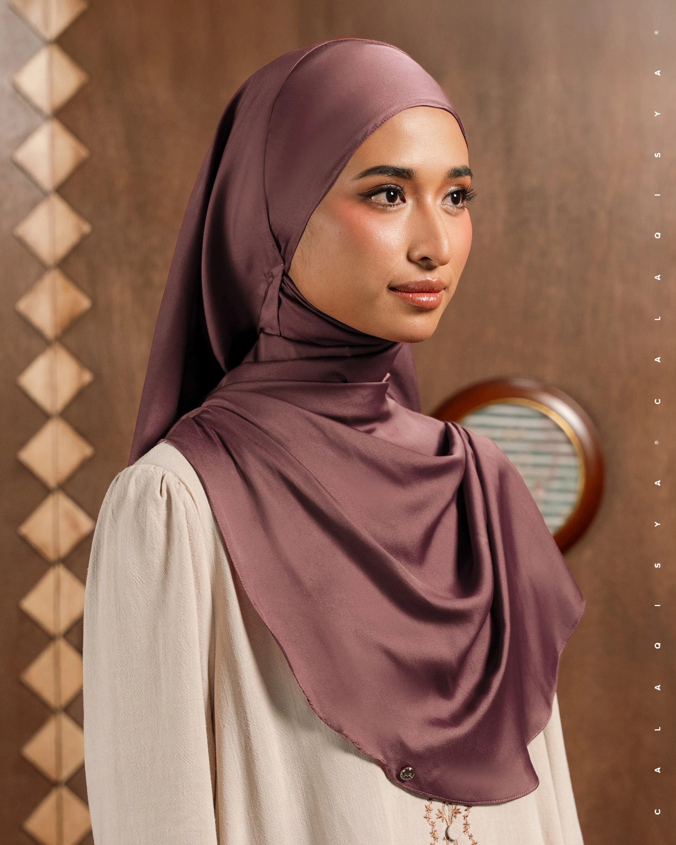 LAUREL SHAWL IN WOODROSE