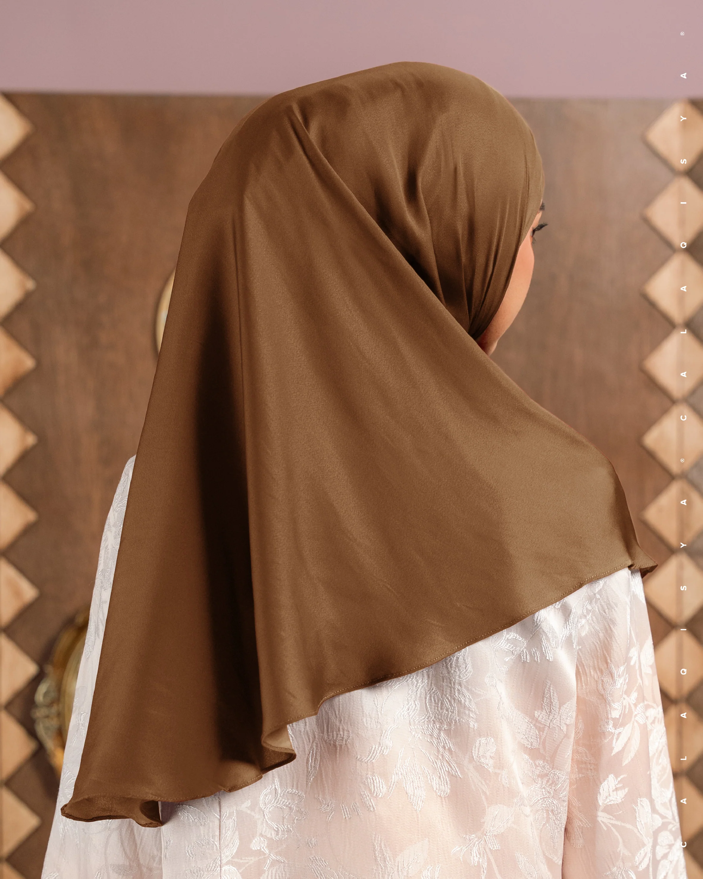 LAUREL TIE BACK UNDERCHIN IN CARAMEL CAFE - Image 2