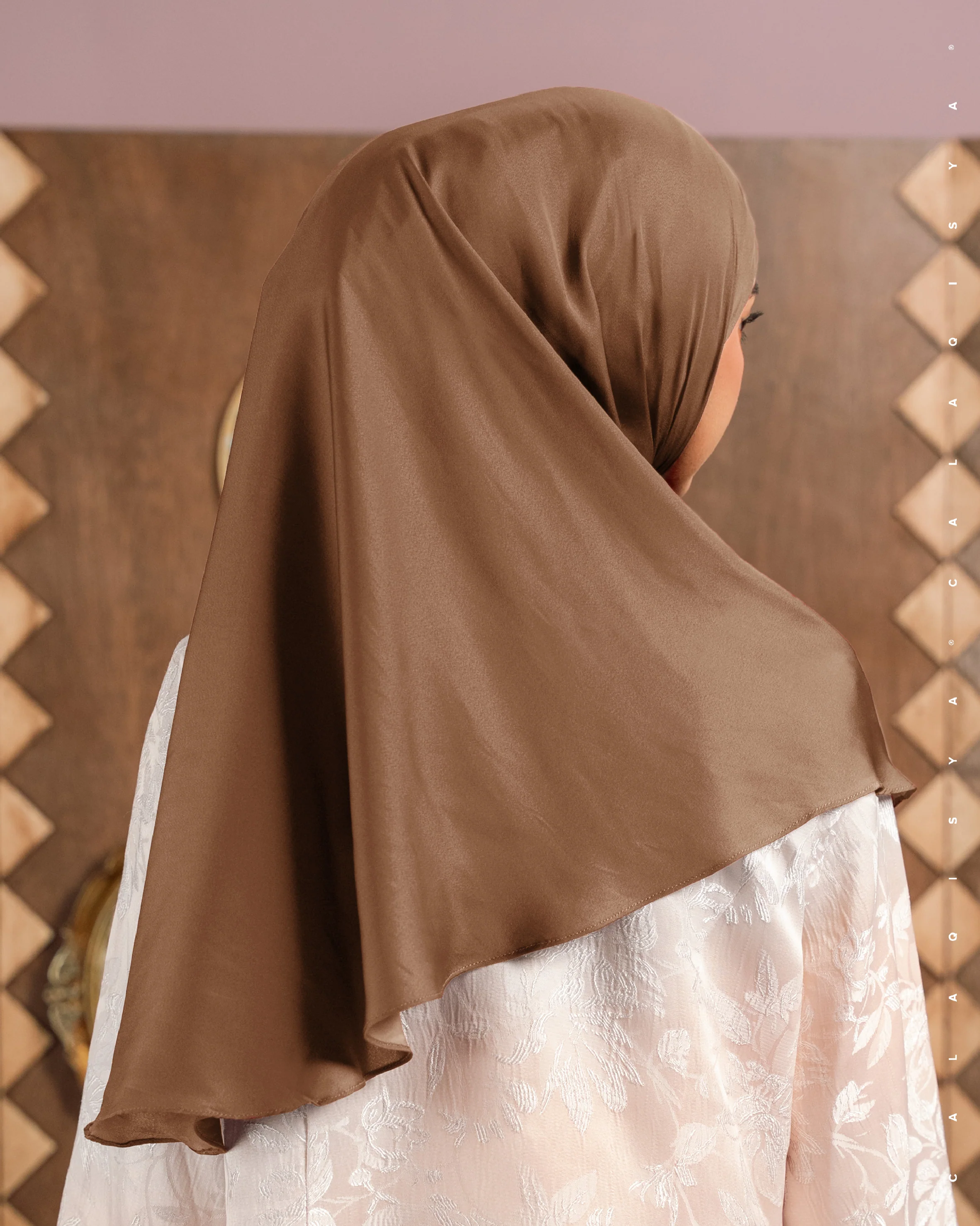 LAUREL TIE BACK UNDERCHIN IN TOASTED NUT - Image 2