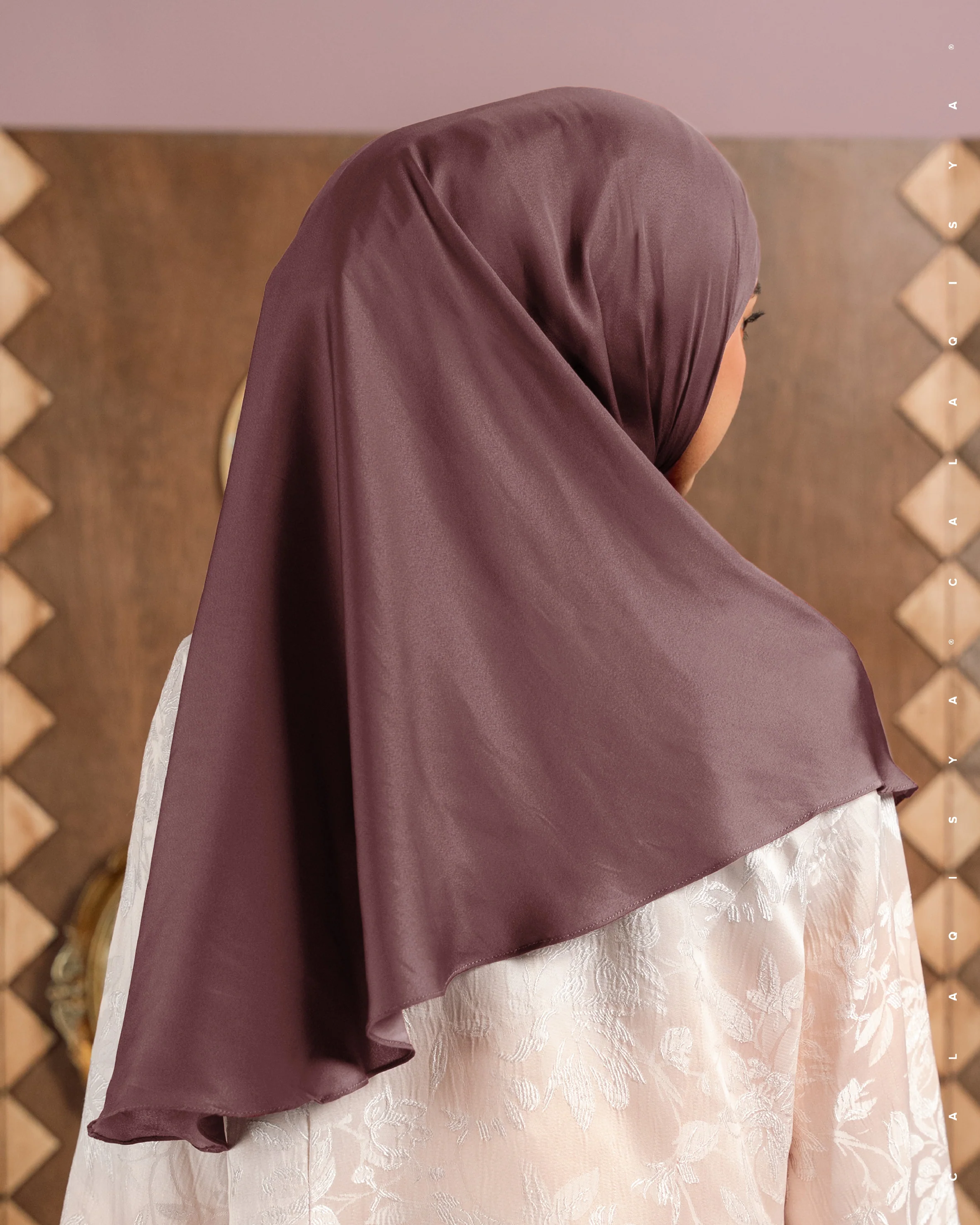 LAUREL TIE BACK UNDERCHIN IN WOODROSE - Image 2