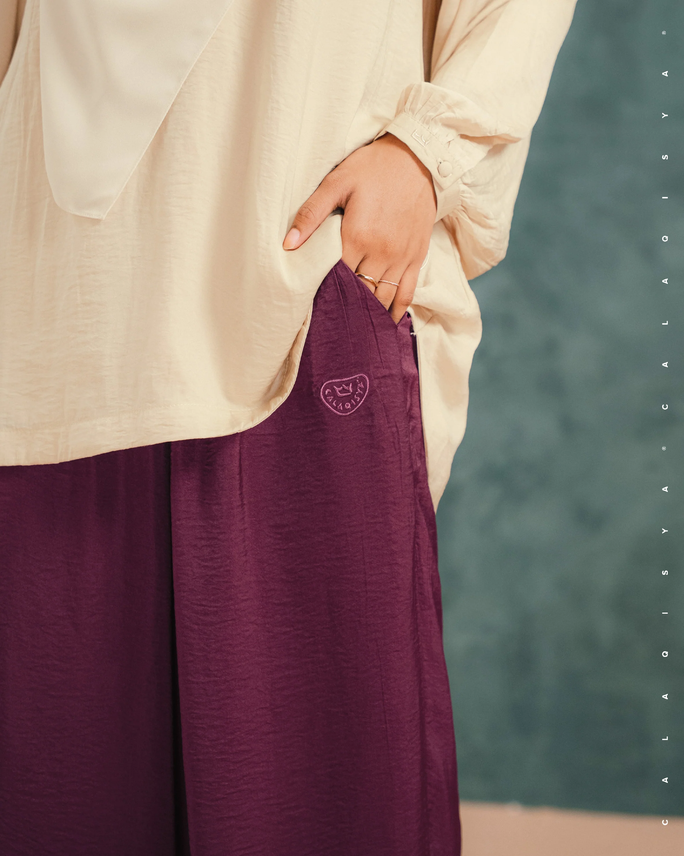 LAUREL WIDE PANTS IN PORT ROYALE - Image 3
