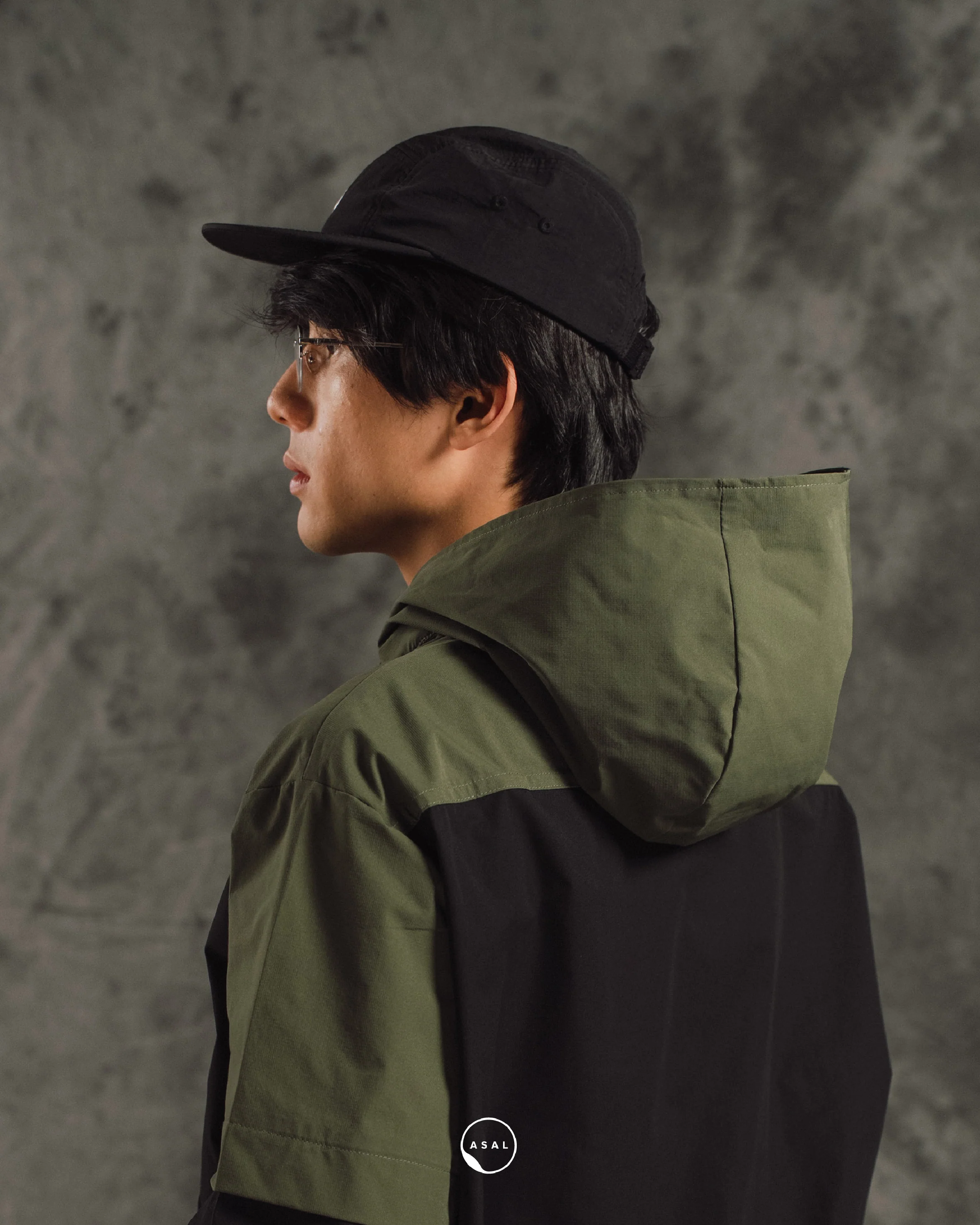 PEBBLE OUTDOOR CAP IN BLACK - Image 3
