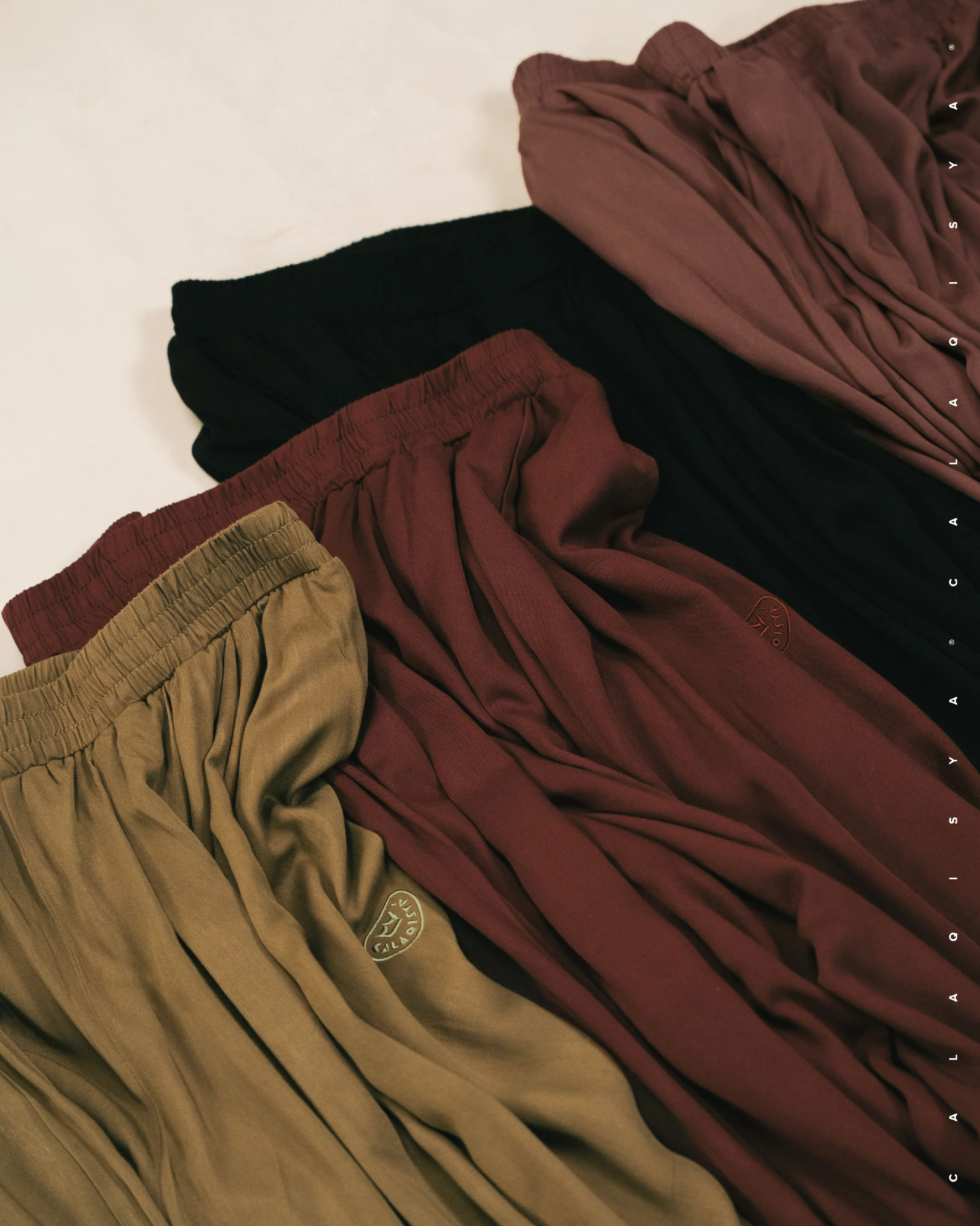 WAV PANTS (100% VISCOSE) IN BLACK - Image 4