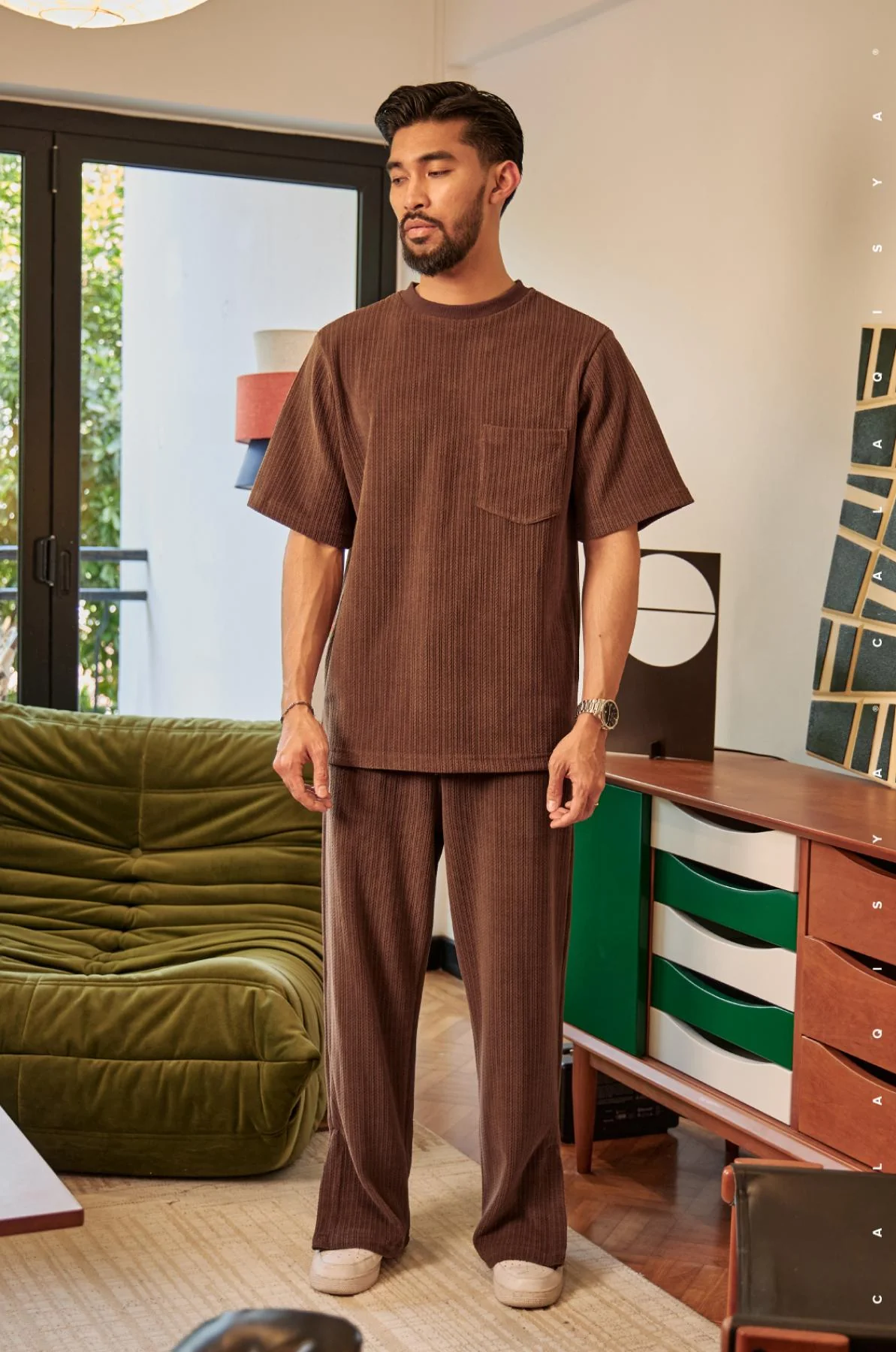PRETZEL OVERSIZED TEE IN TIRAMISU - Image 3