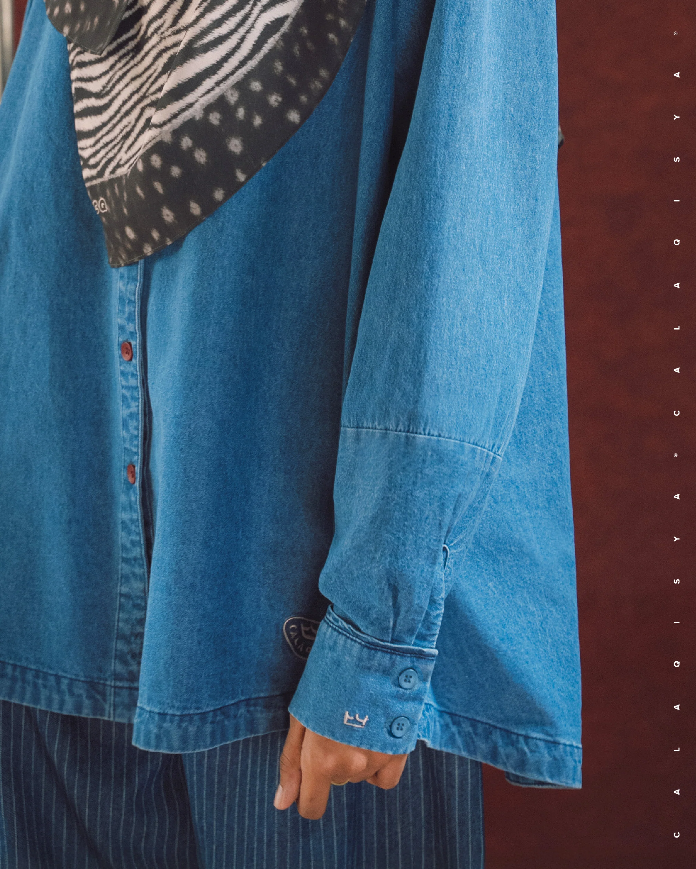 RANCH TILLY TOP IN MEDIUM BLUE DENIM - Image 3