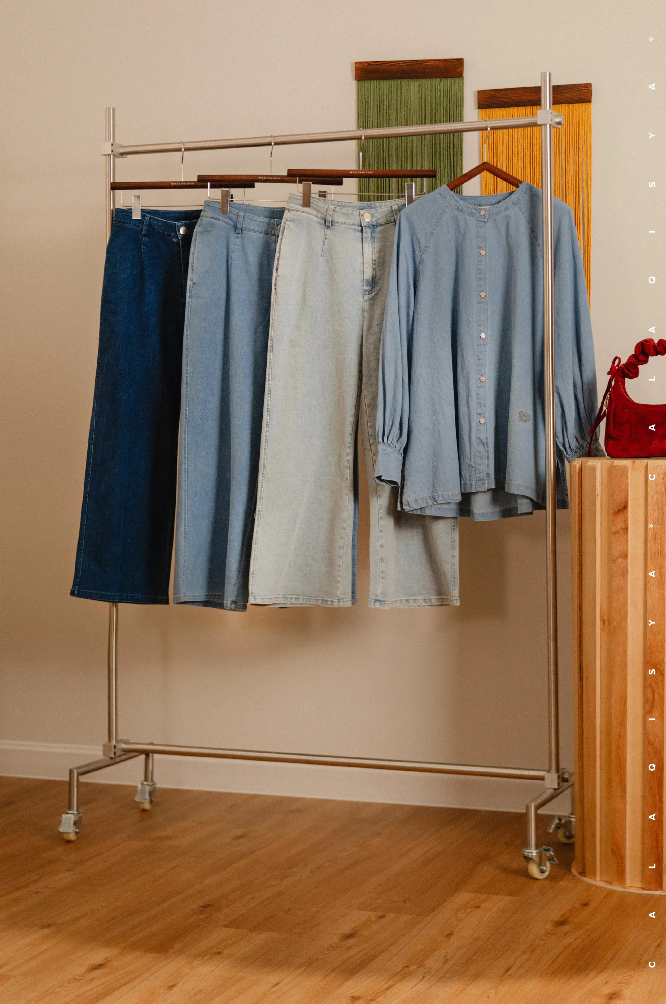 RANCH : YUUL JEANS IN LIGHT BLUE DENIM - Image 4