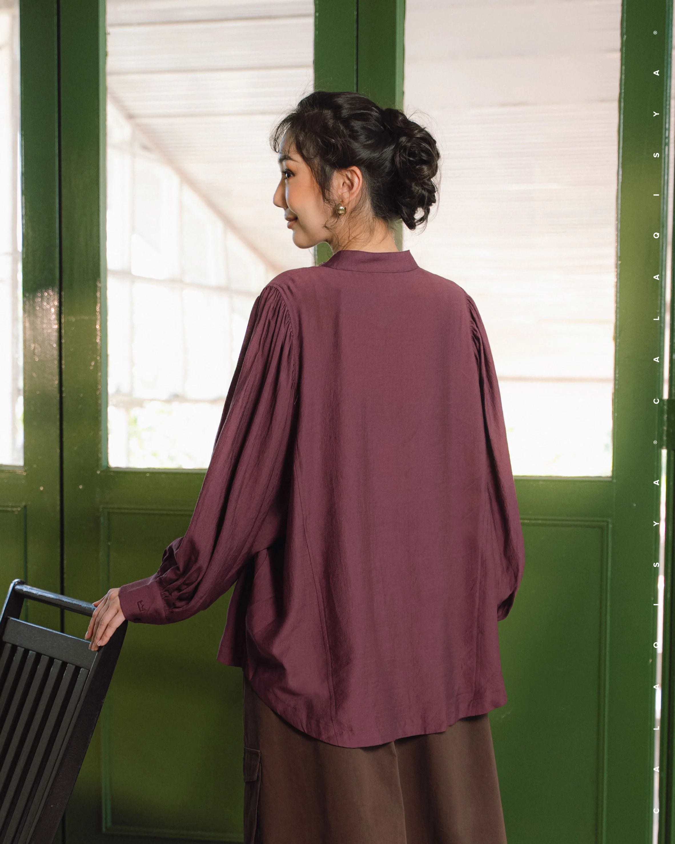 RESORT : GIRI BLOUSE 2.0 IN TAWNY PORT - Image 3