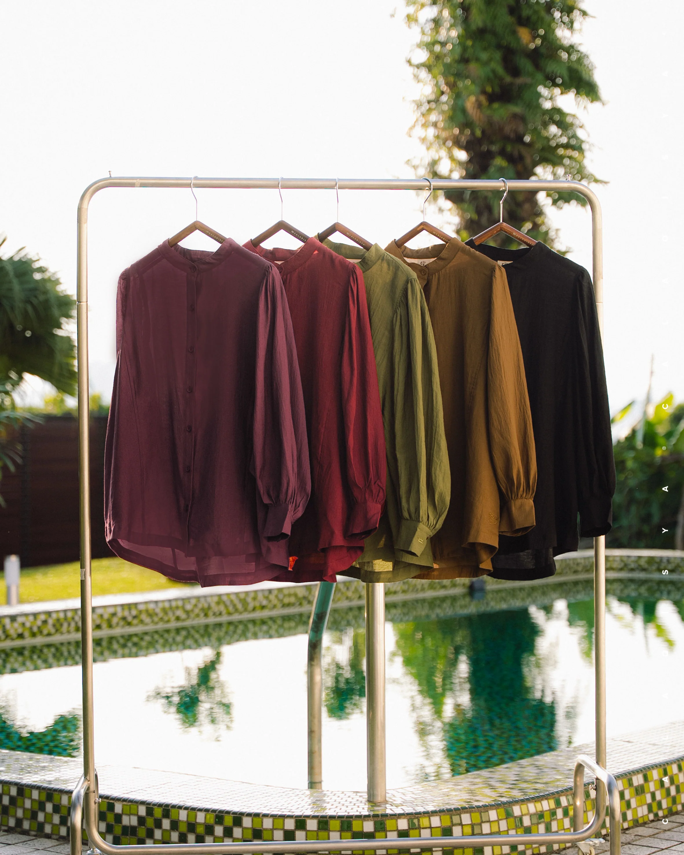 RESORT : GIRI BLOUSE 2.0 IN TAWNY PORT - Image 4